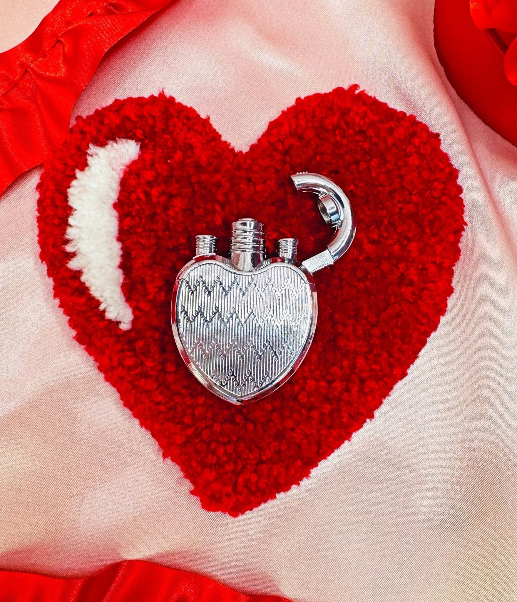 Silver Heart Lock Lighter - Unique Vintage - Womens, ACCESSORIES, GIFTS/HOME