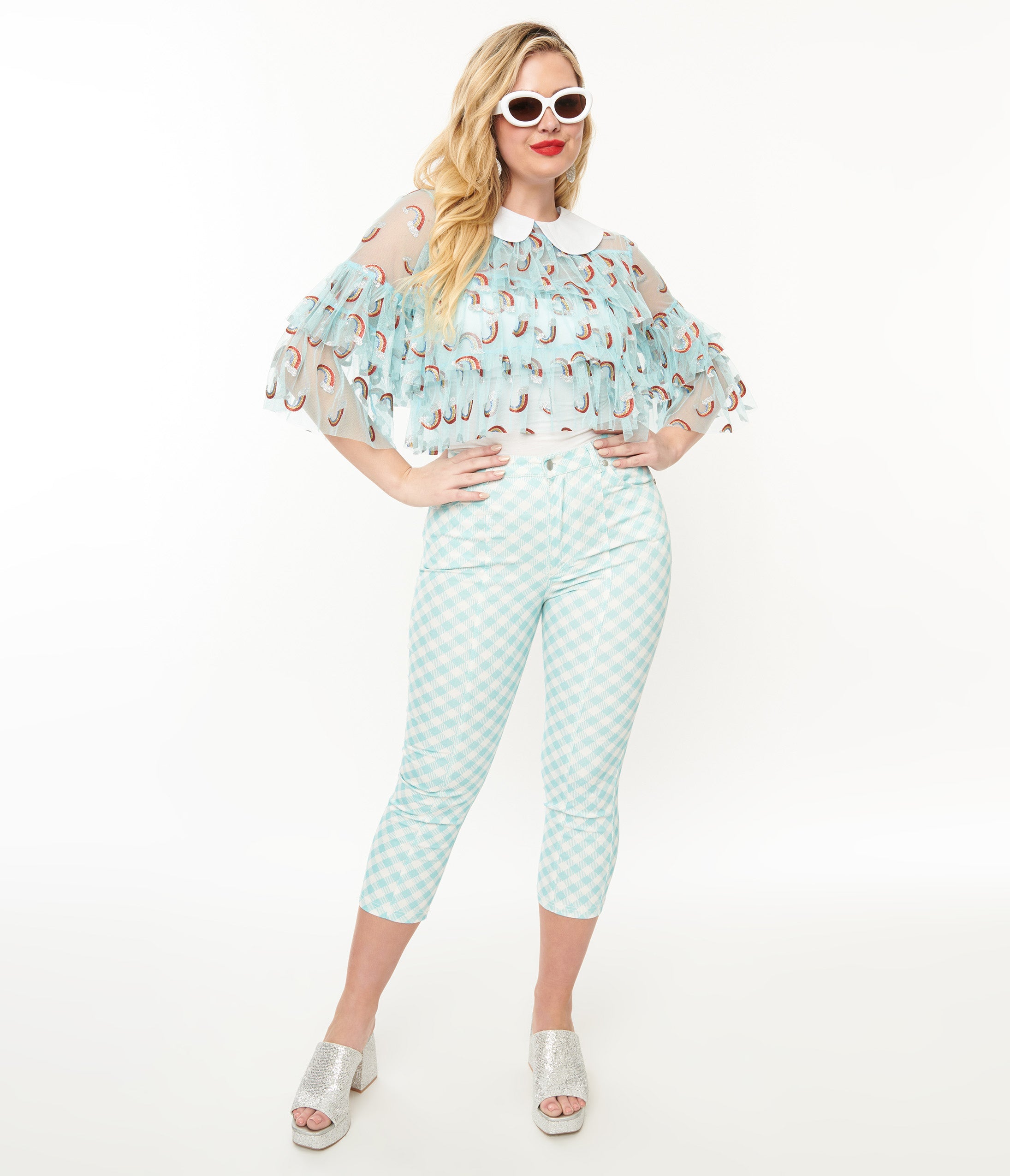 Smak Parlour Light Blue & White Gingham Capri Pants – Unique