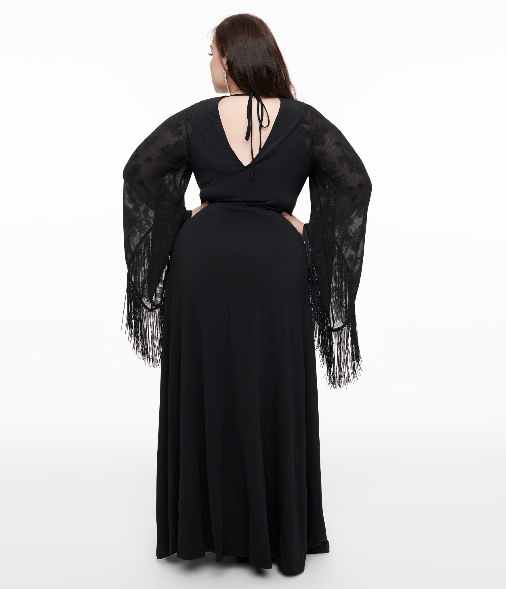 Smak Parlour Plus Size 1970s Black Floral Fringe Sleeve Stevie Maxi Dr Unique Vintage Smak Parlour Plus Size 1970s Black Floral Fringe Sleeve Stevie Maxi Dr Unique Vintage