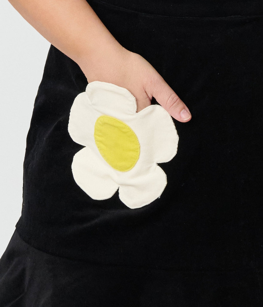 Smak Parlour Plus Size Black Daisy Pocket Cotton Flounce Mini Skirt - Unique Vintage - Womens, BOTTOMS, SKIRTS