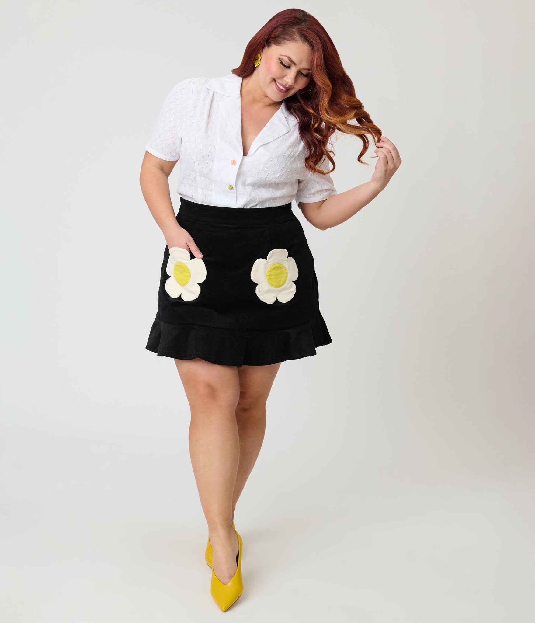 Smak Parlour Plus Size Black Daisy Pocket Cotton Flounce Mini Skirt - Unique Vintage - Womens, BOTTOMS, SKIRTS