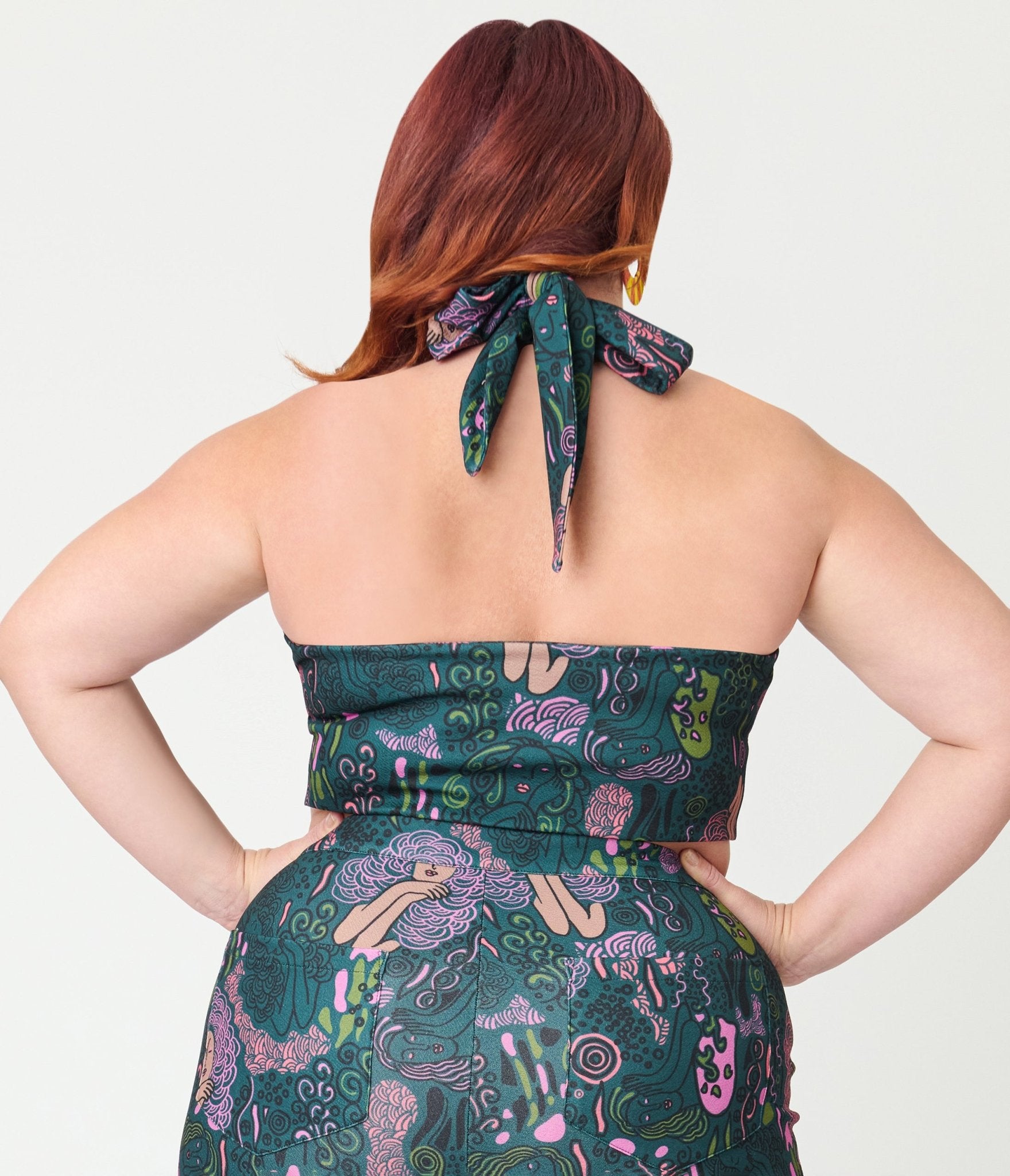 Smak Parlour Plus Size Green & Mannequin Doodle Feelin Groovy Crop Top - Unique Vintage - Womens, TOPS, KNIT TOPS