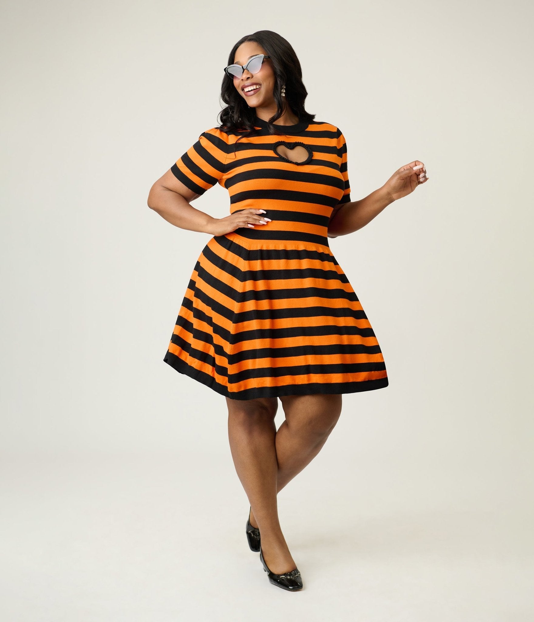 Smak Parlour Plus Size Orange & Black Heart Cutout Flare Dress – Unique Vintage