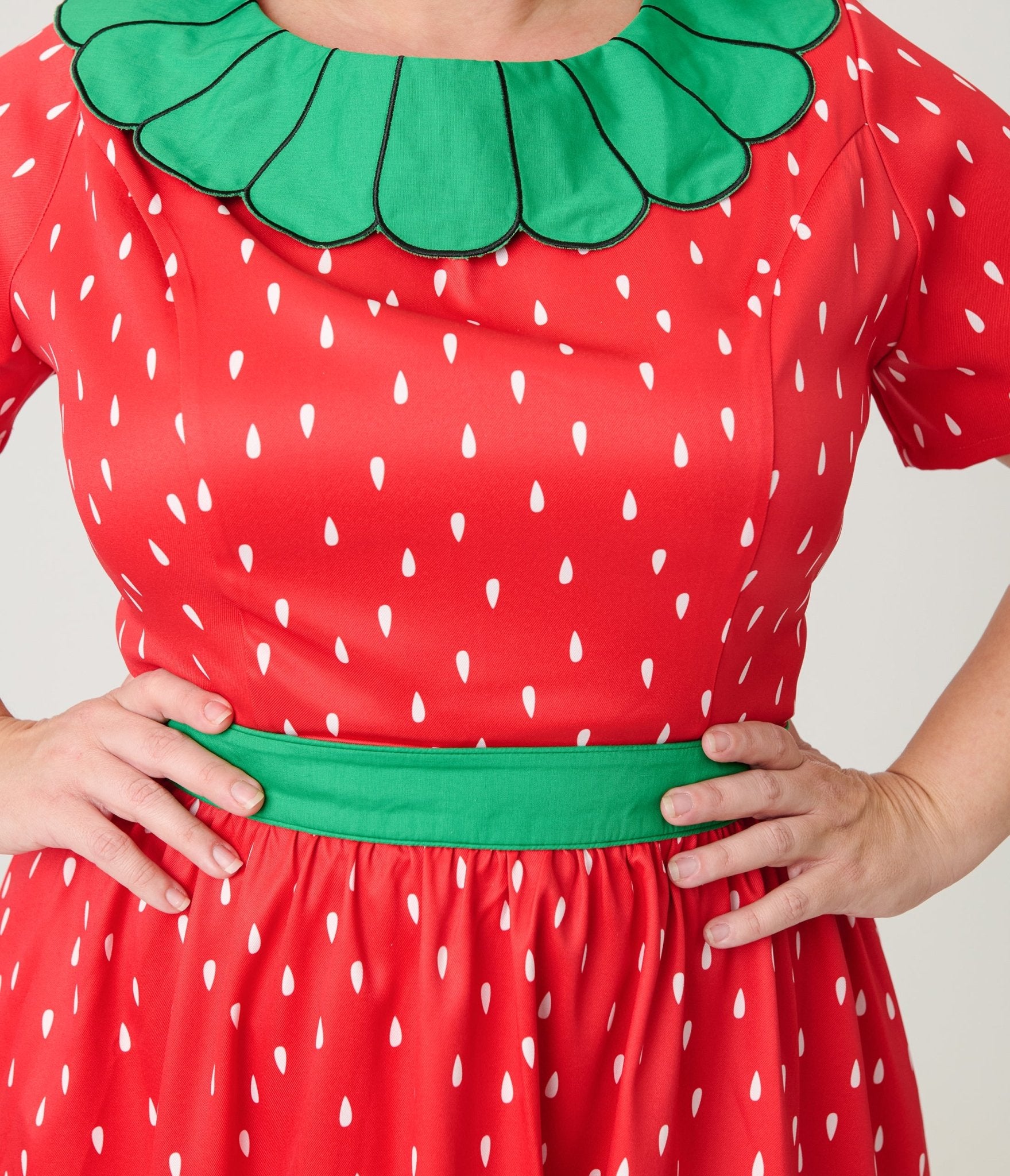 Smak Parlour Plus Size Red & Green Petal Collar Flare Dress - Unique Vintage - Womens, DRESSES, FIT AND FLARE