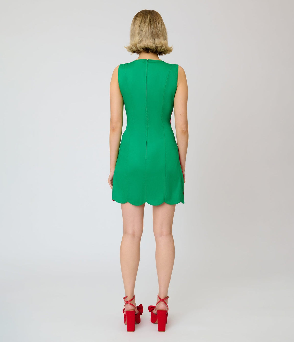 Smak Parlour Red & Green Embroidered Wreaths Scalloped Mini Dress - Unique Vintage -