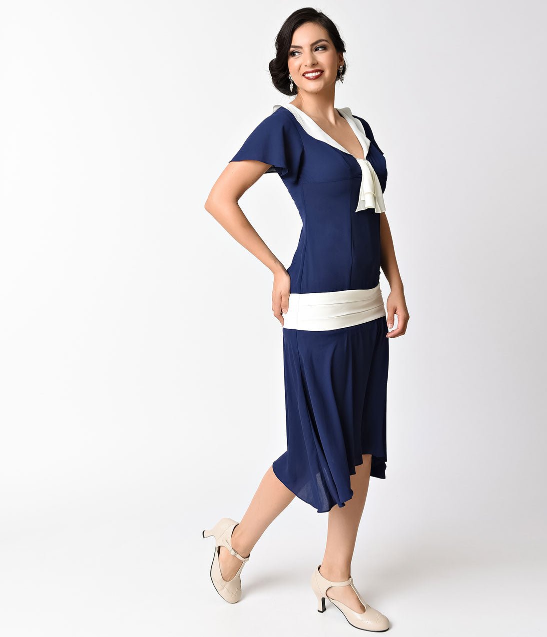 Unique Vintage 1920s Navy Blue & Ivory Wilshire Flapper Day Dress Unique Vintage 1920s Navy Blue & Ivory Wilshire Flapper Day Dress