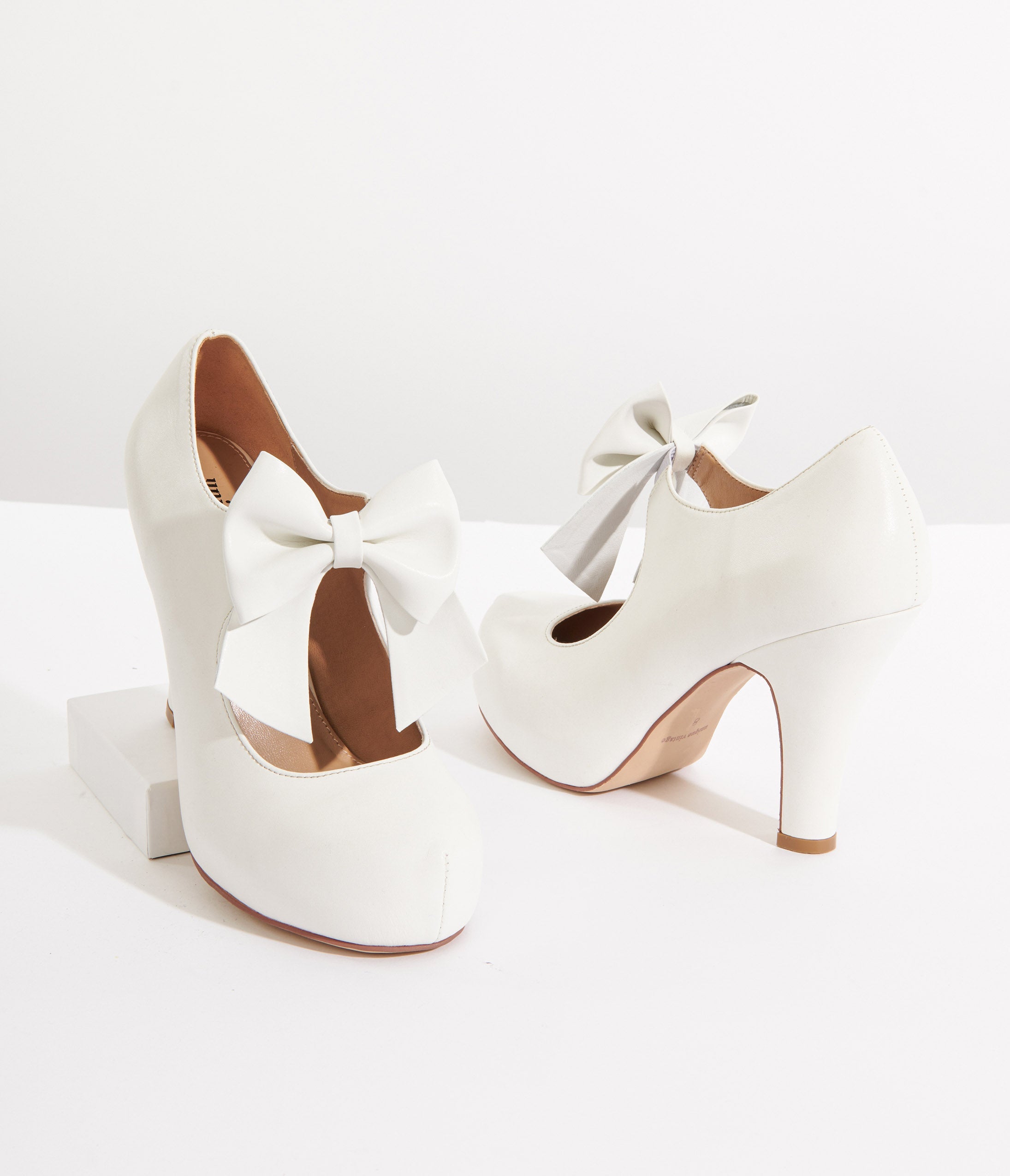Unique Vintage 1920s White Bow Mary Jane Heels - Unique Vintage - Womens, SHOES, HEELS