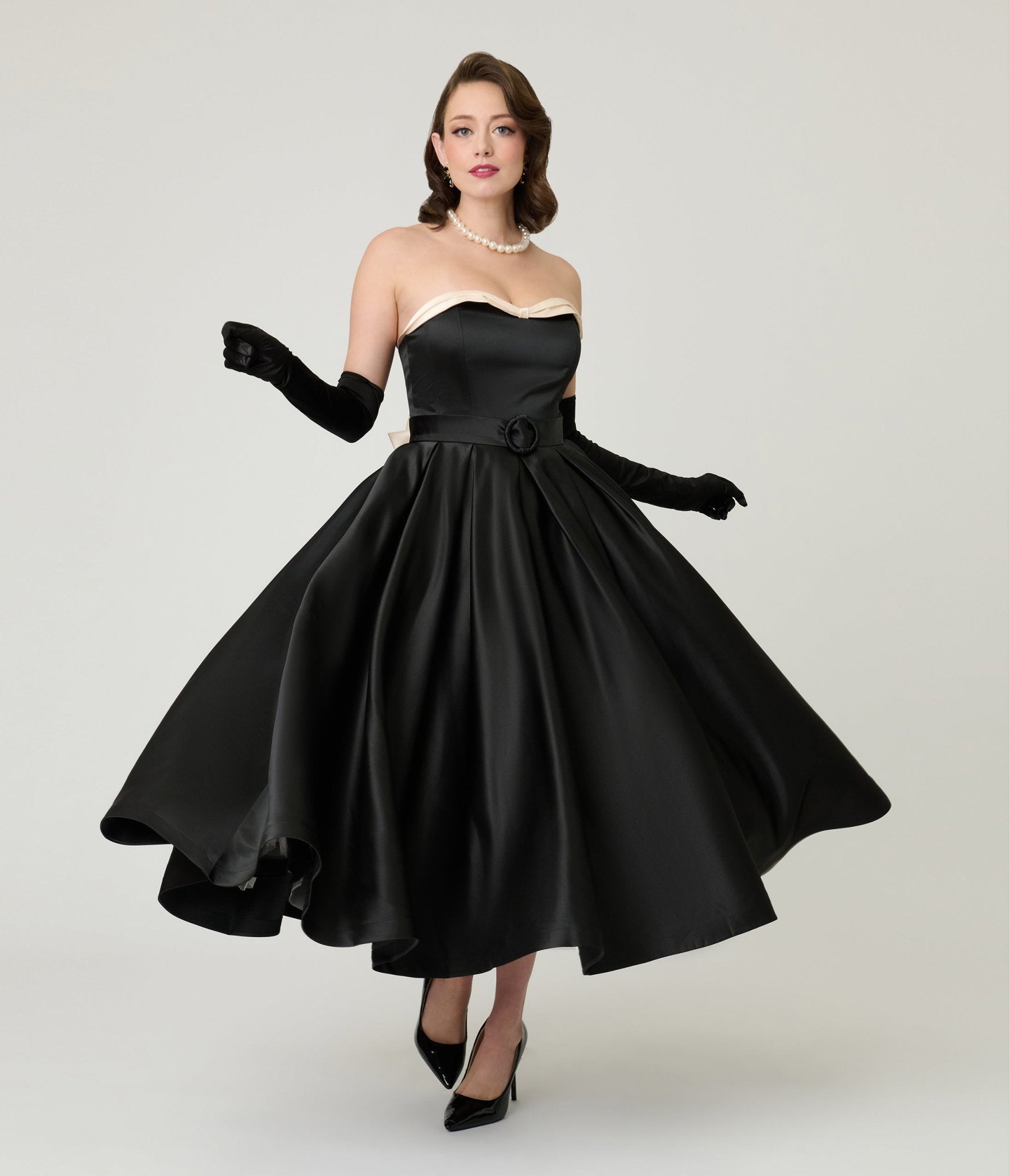 Unique Vintage Black Strapless Tea Length Gown XL/14-16