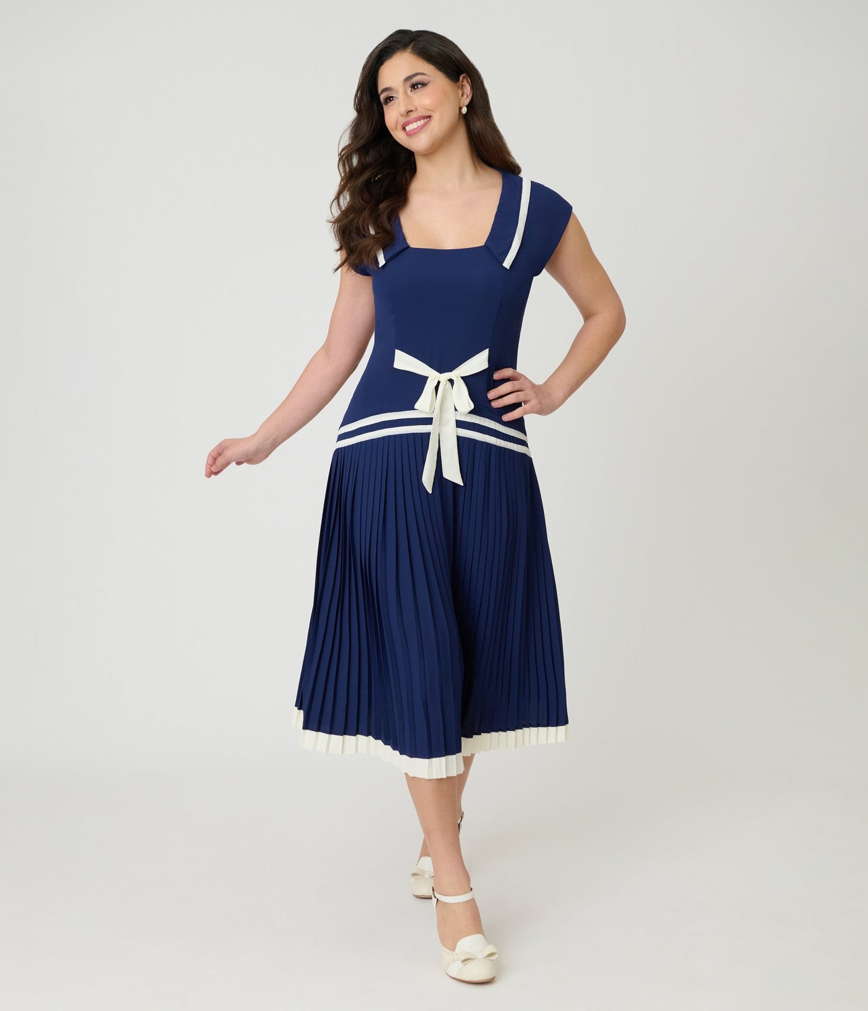 Unique Vintage Navy Pleated Flapper Day Dress S/4-6 Unique Vintage Navy Pleated Flapper Day Dress S/4-6