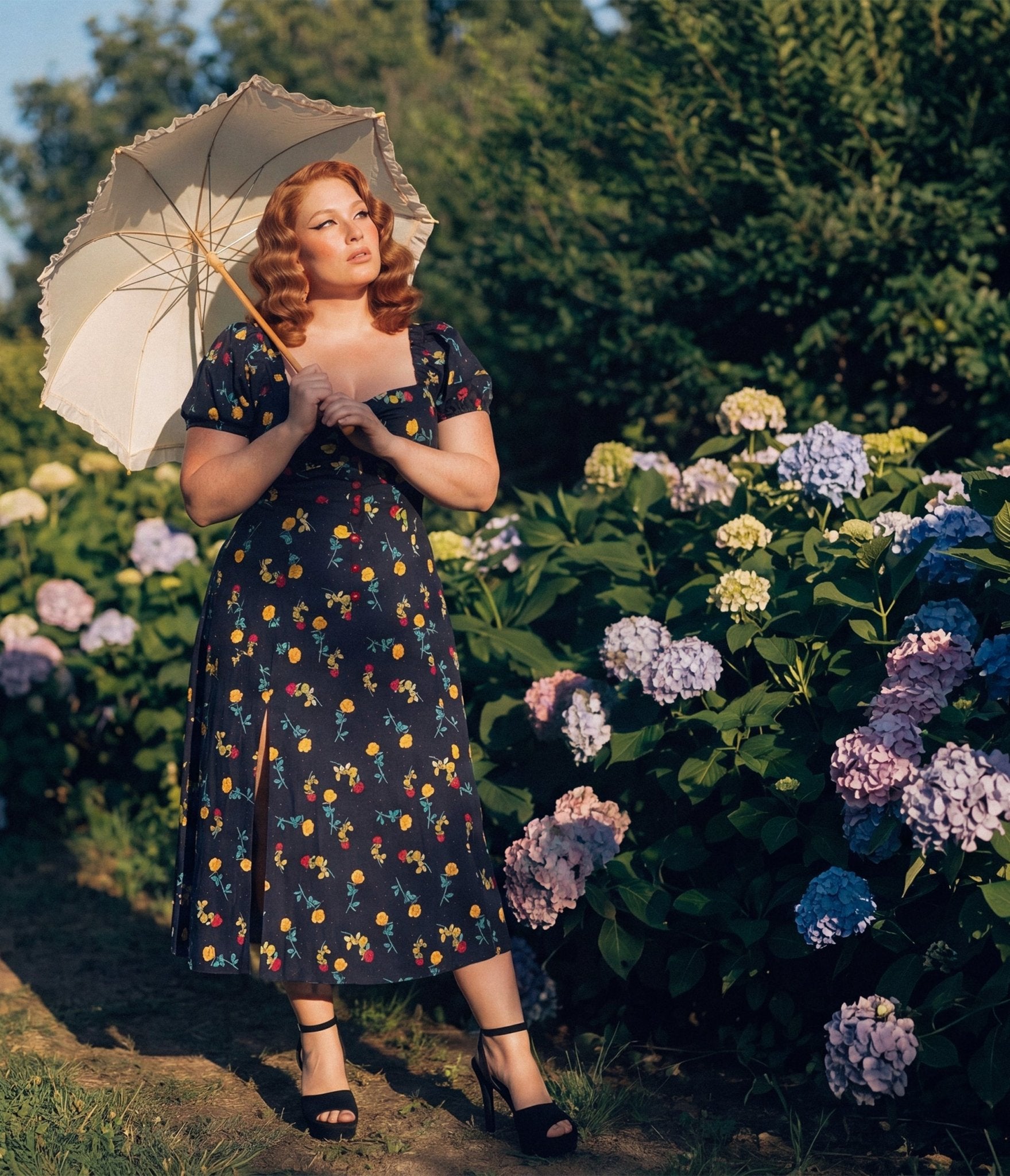 Unique Vintage Plus Size 1940s Black Floral Midi Dress