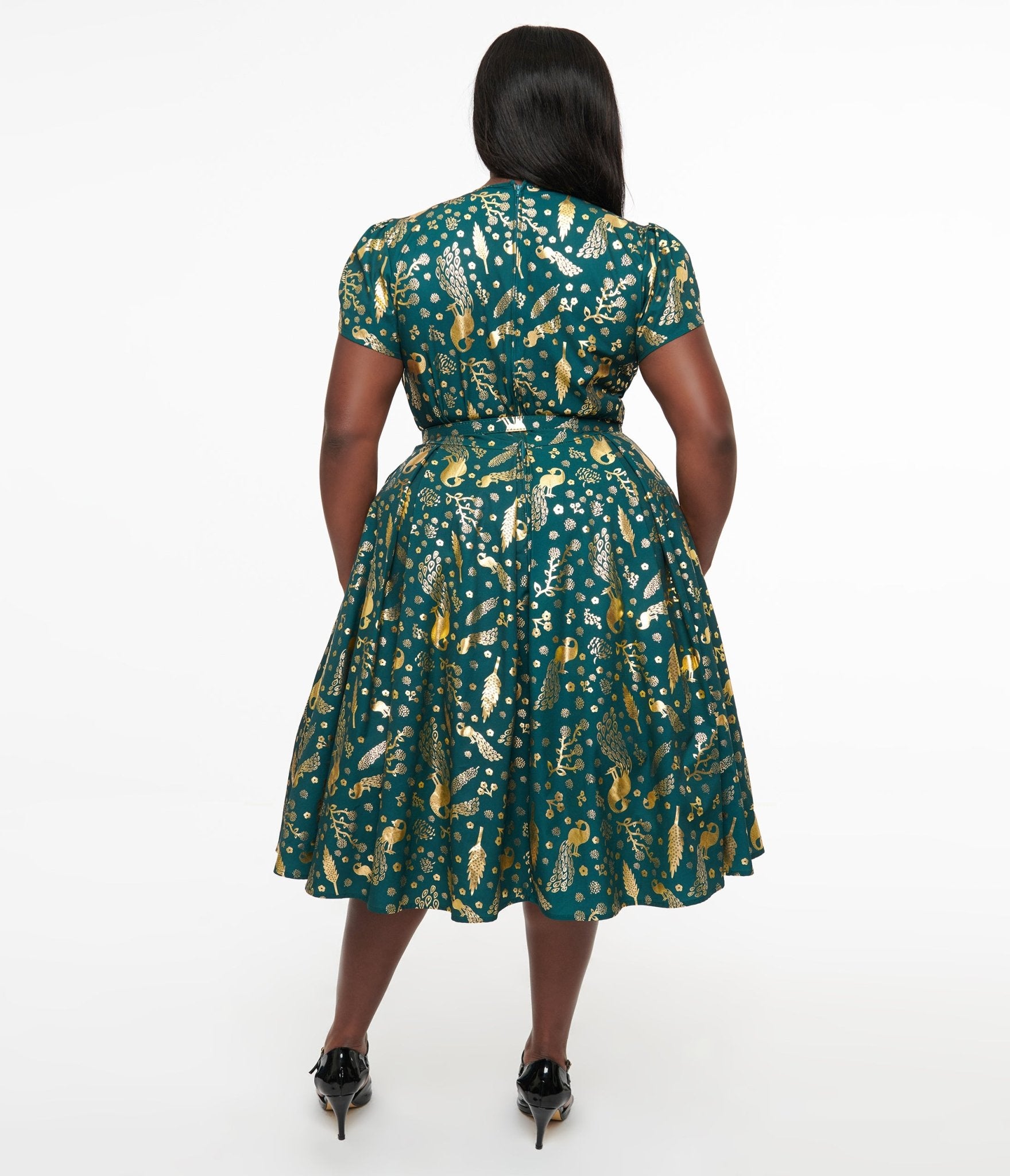Unique Vintage Plus Size 1940s Green & Gold Peacock Print Dahlia Swing
