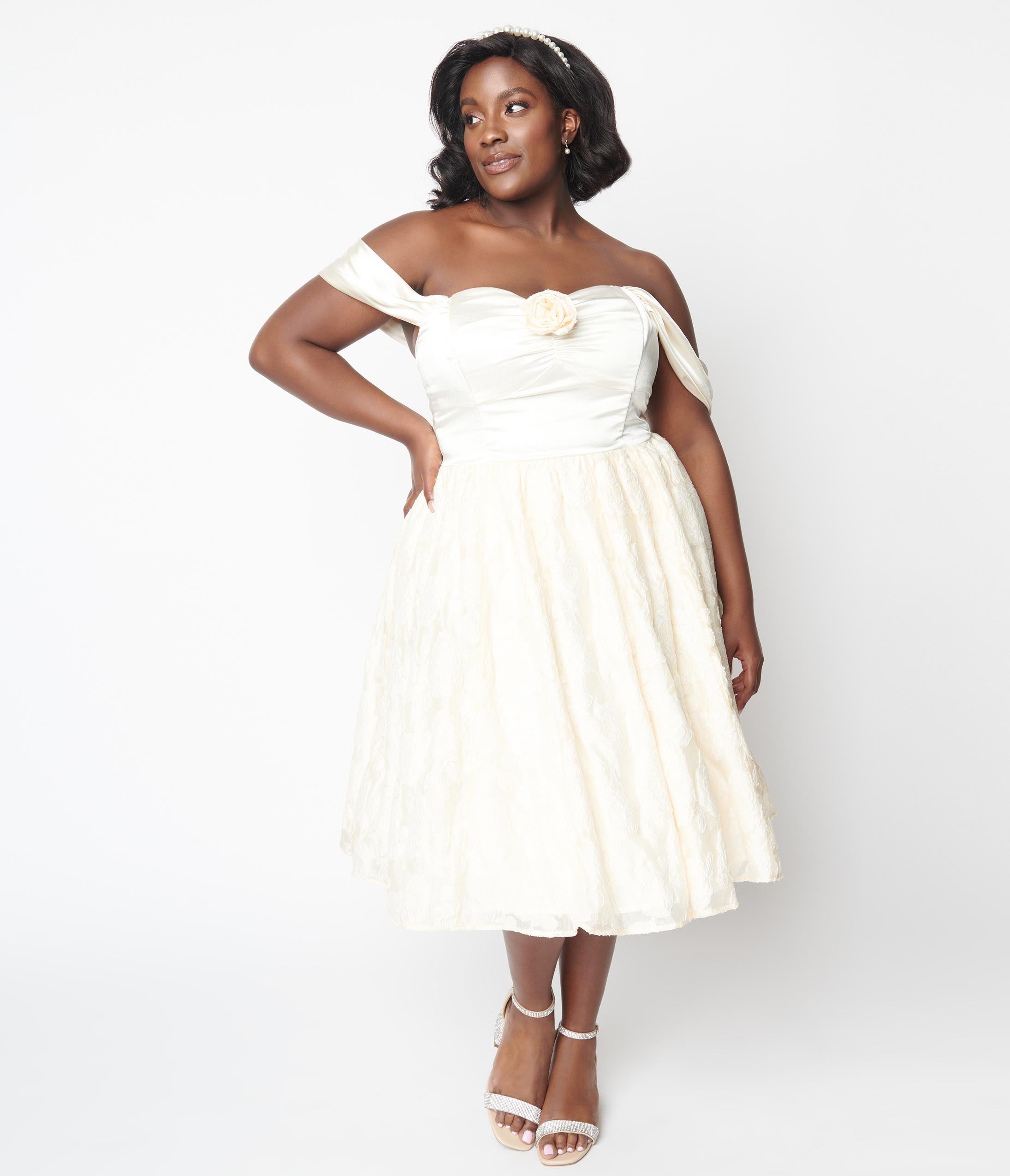Plus size white vintage dress online