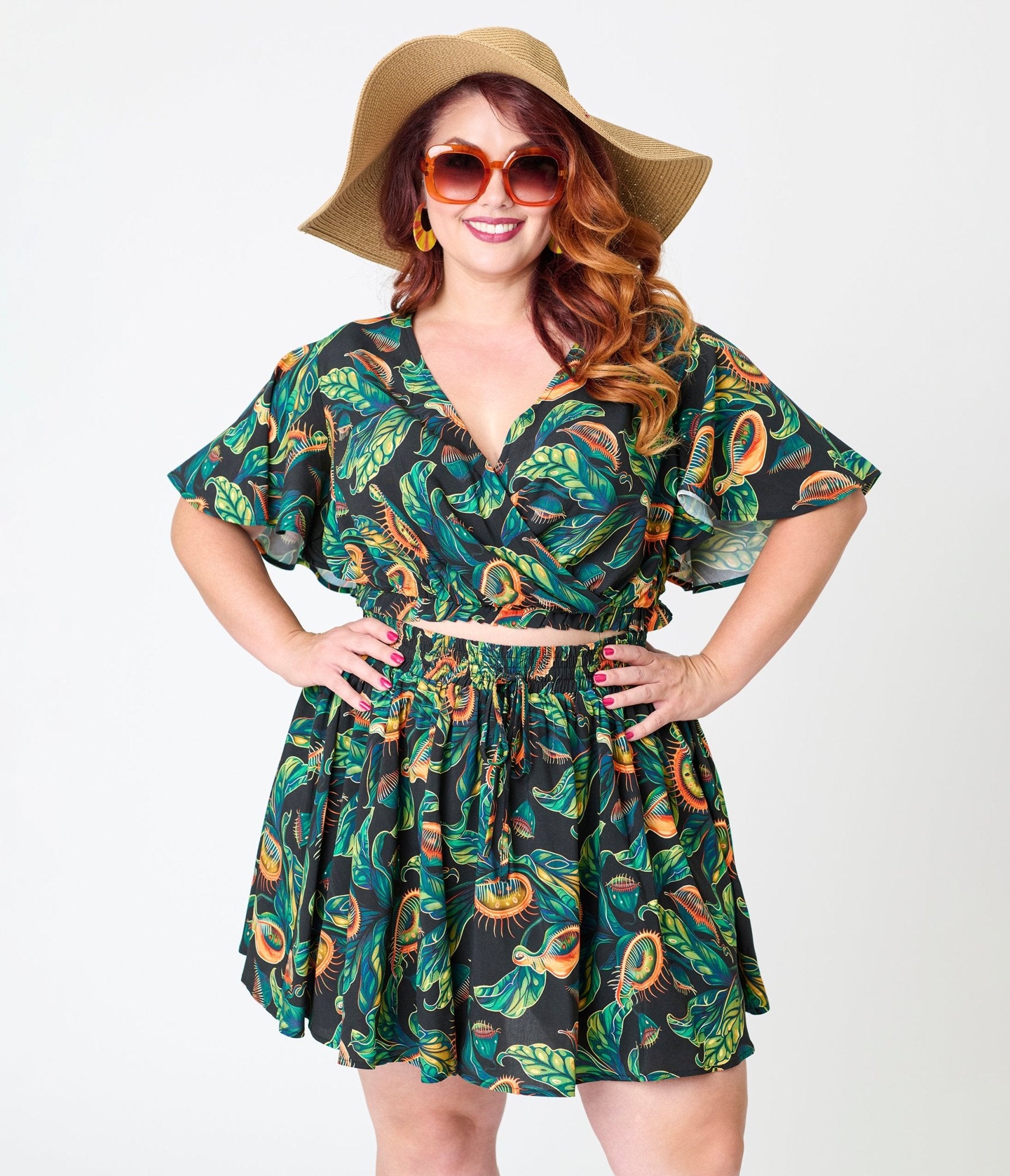 Unique Vintage Plus Size Black & Green Venus Flytrap Print Dottie Crop Top - Unique Vintage - Womens, TOPS, WOVEN TOPS