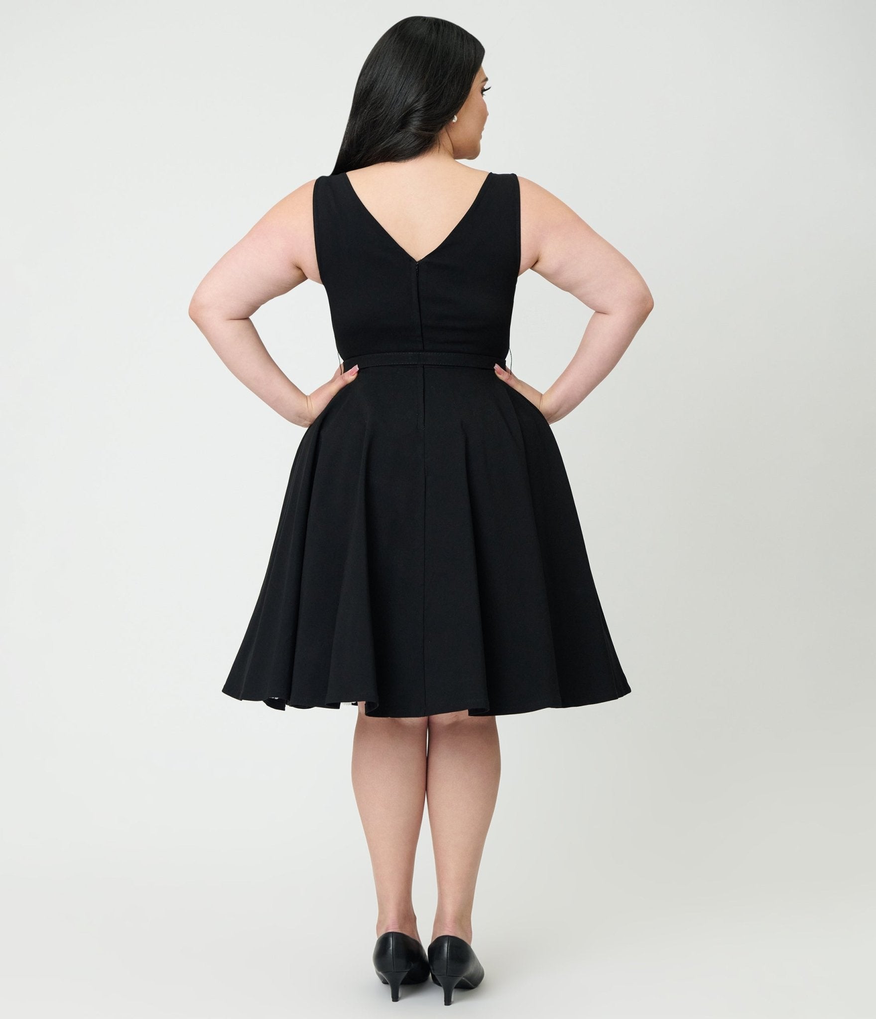 green emerald velvet dress Plus Size Charlene Ribbed Dress main image 1