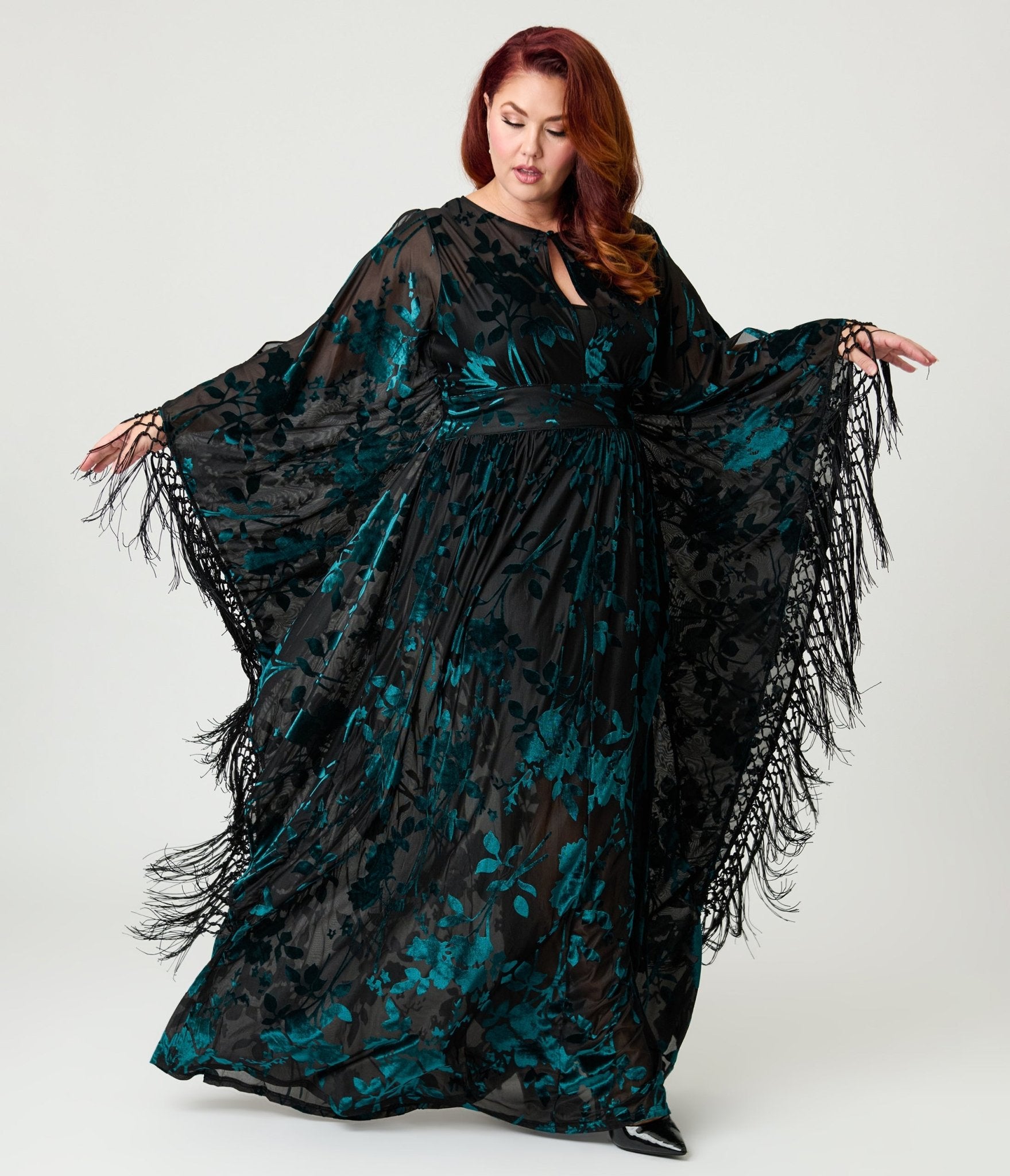 Unique Vintage Plus Size Black & Teal Floral Velvet Burnout Flutter Sleeve Caftan