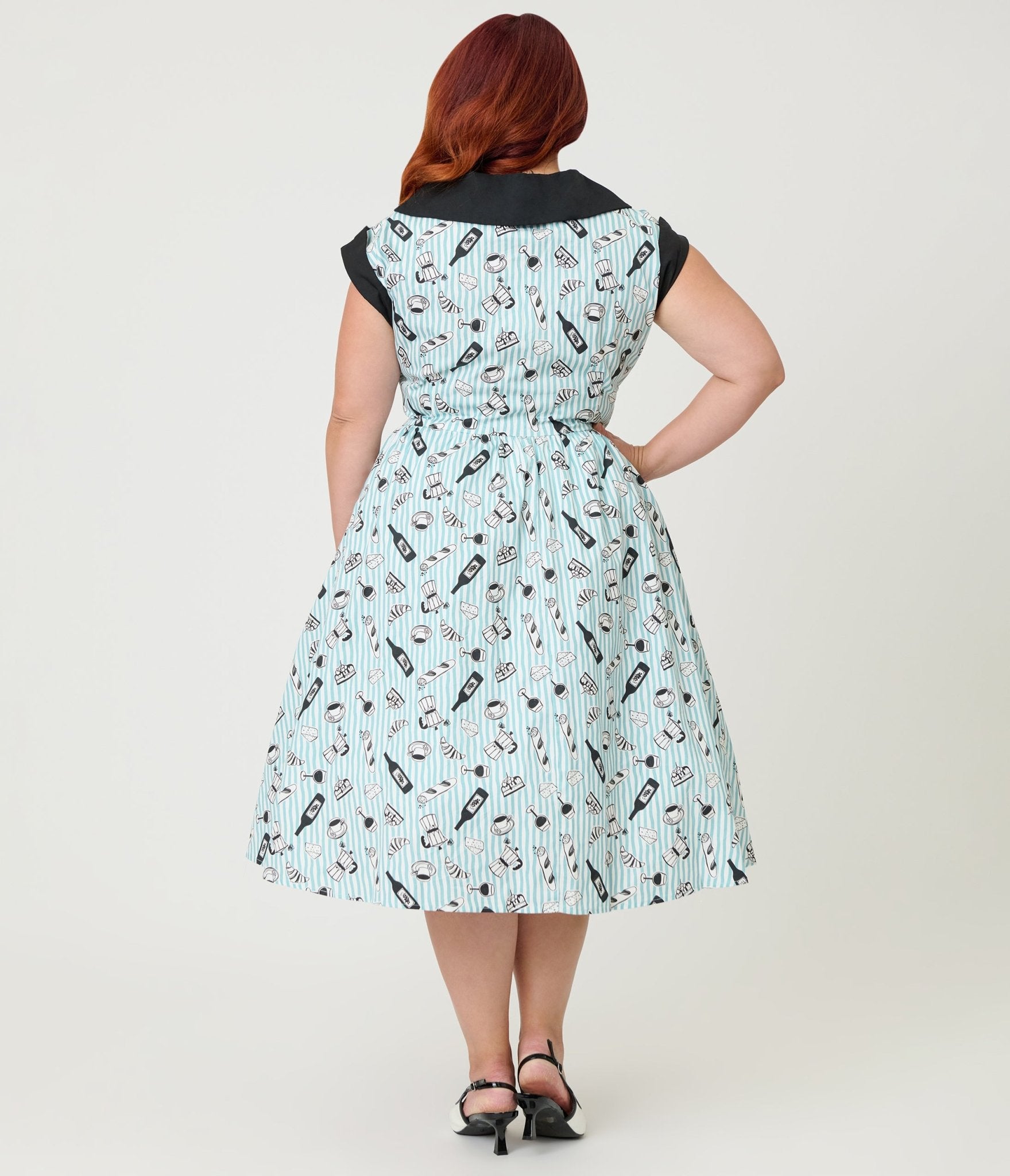 Unique Vintage Plus Size Blue Stripe & Paris Cafe Print Swing Dress 3X/24W-26W Unique Vintage Plus Size Blue Stripe & Paris Cafe Print Swing Dress 3X/24W-26W