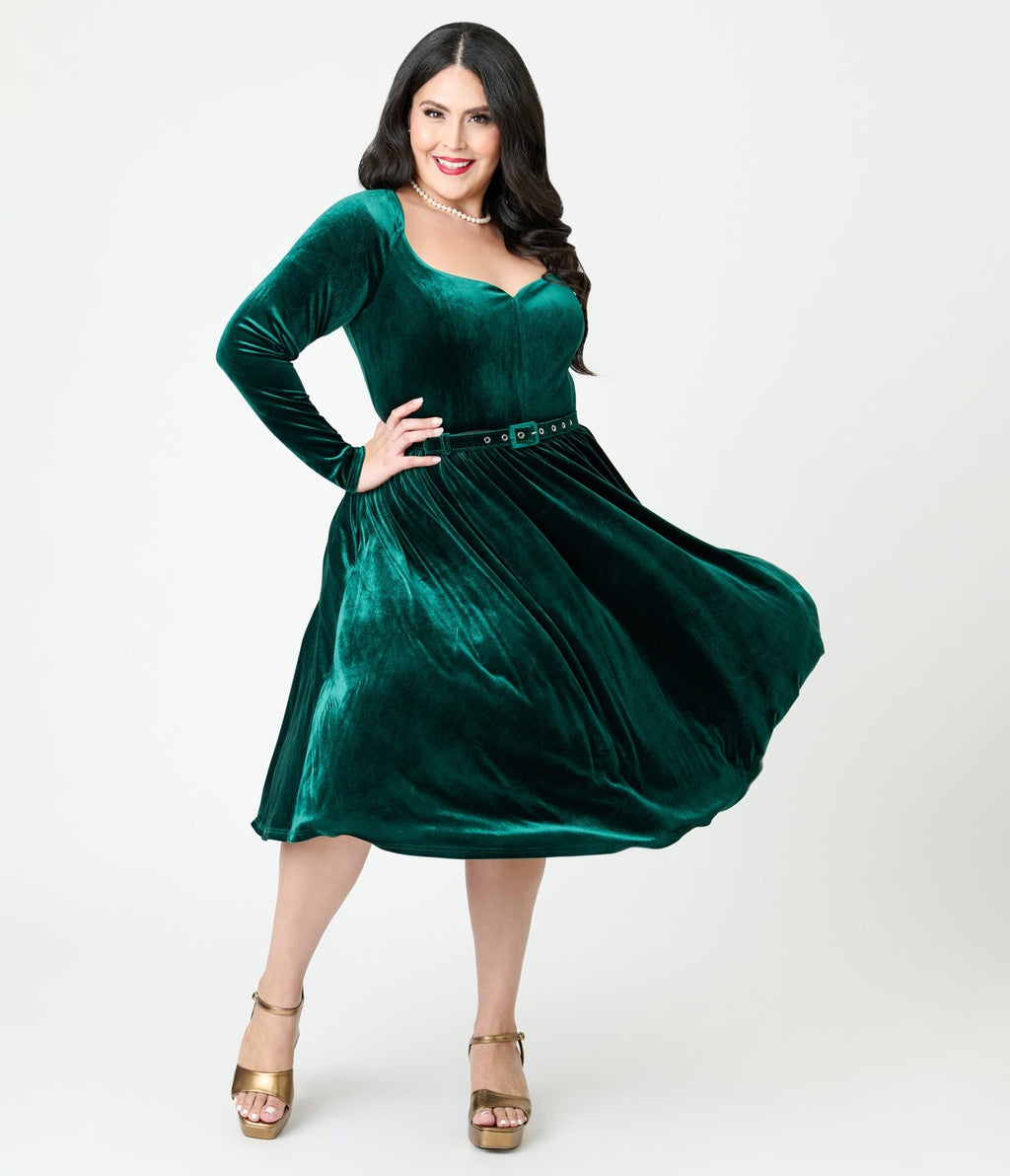 Unique Vintage Plus Size Emerald Velvet Sweetheart Swing Dress Unique Vintage Plus Size Emerald Velvet Sweetheart Swing Dress