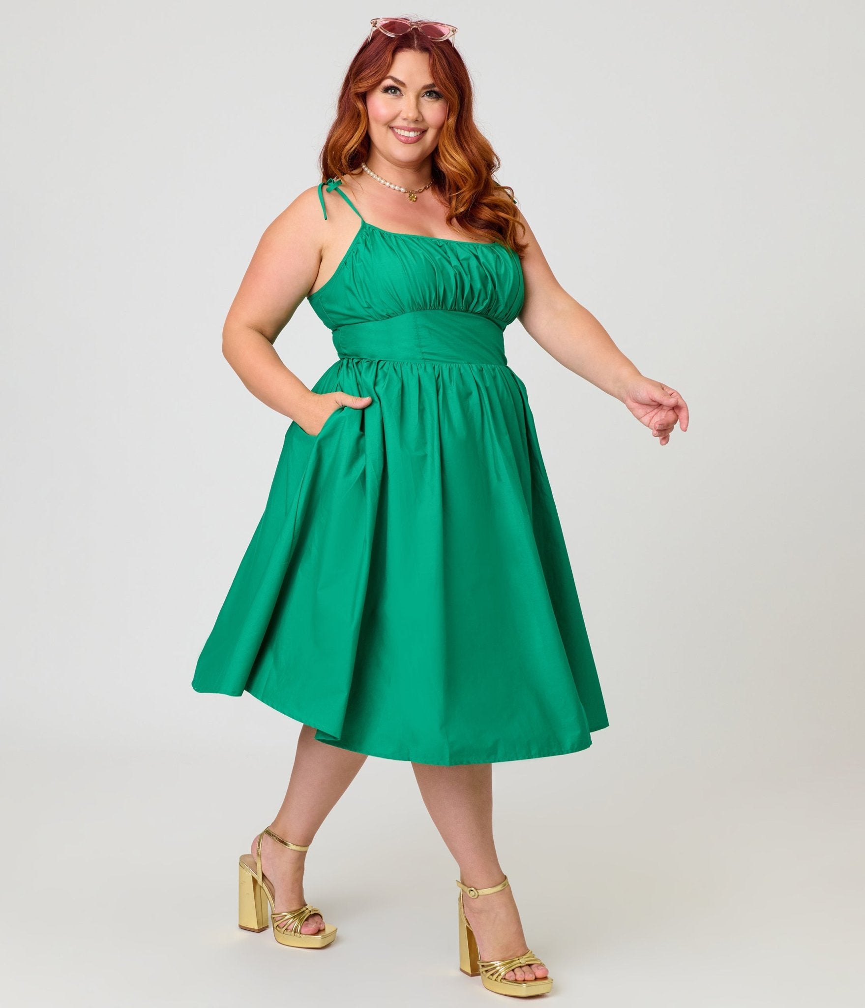 Unique Vintage Plus Size Green Sleeveless Cotton Swing Dress Unique Vintage Plus Size Green Sleeveless Cotton Swing Dress
