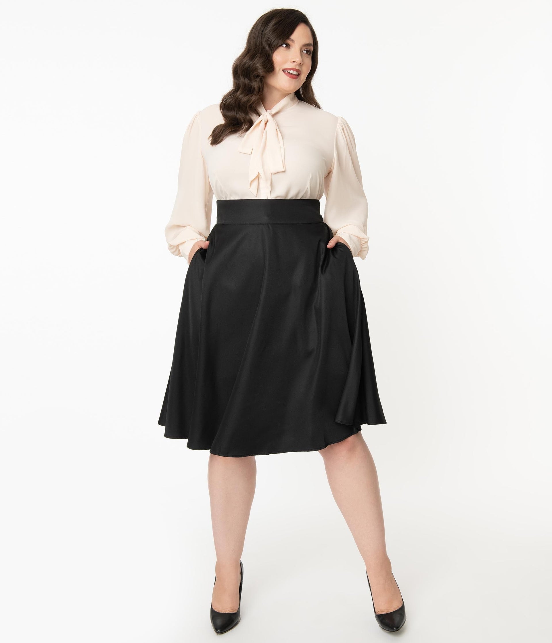 Unique Vintage Plus Size Retro Style Black High Waist Vivien Swing Skirt 2X/18