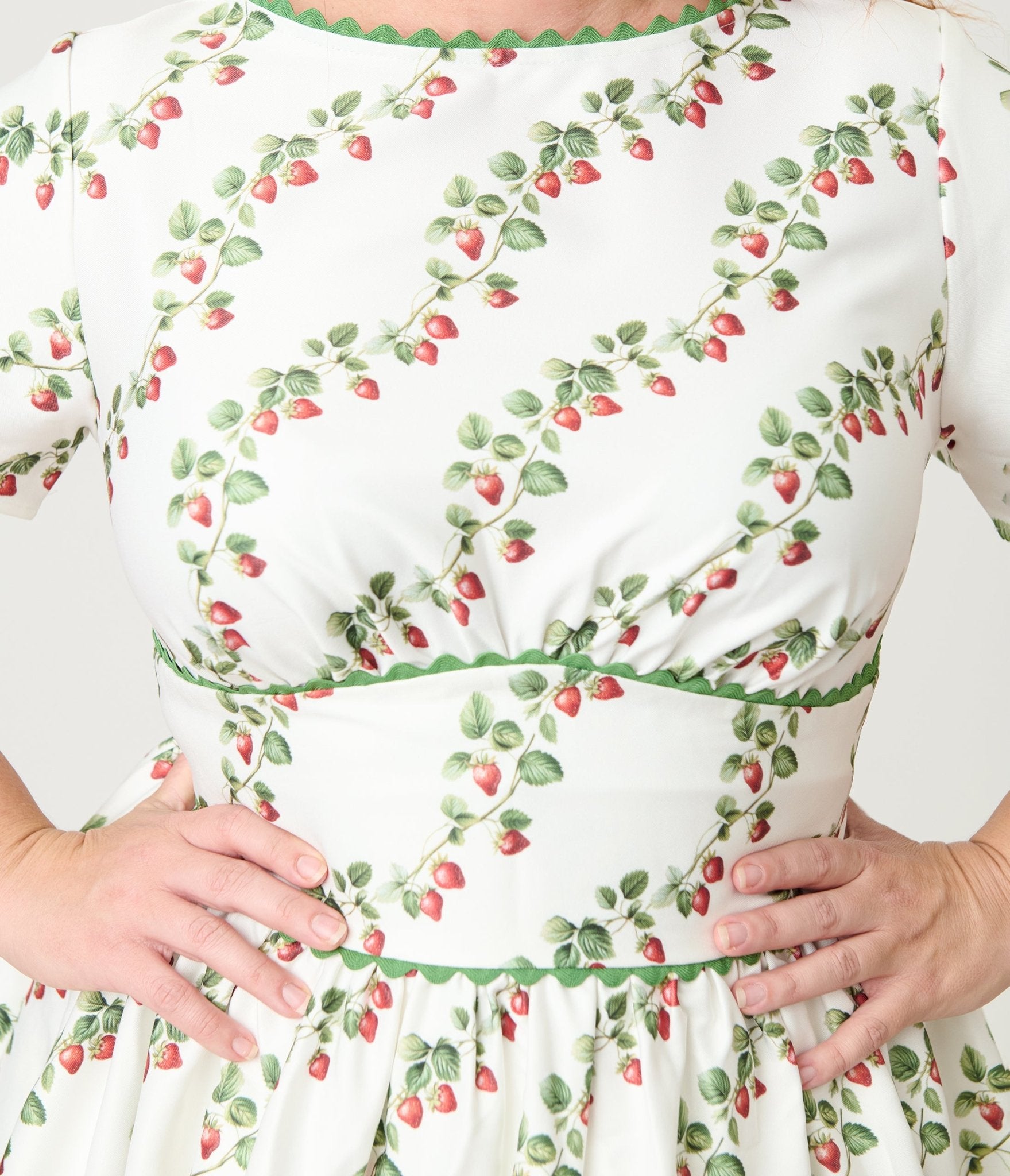 Unique Vintage Plus Size Strawberry Vine Print Swing Dress - Unique Vintage - Womens, DRESSES, SWING