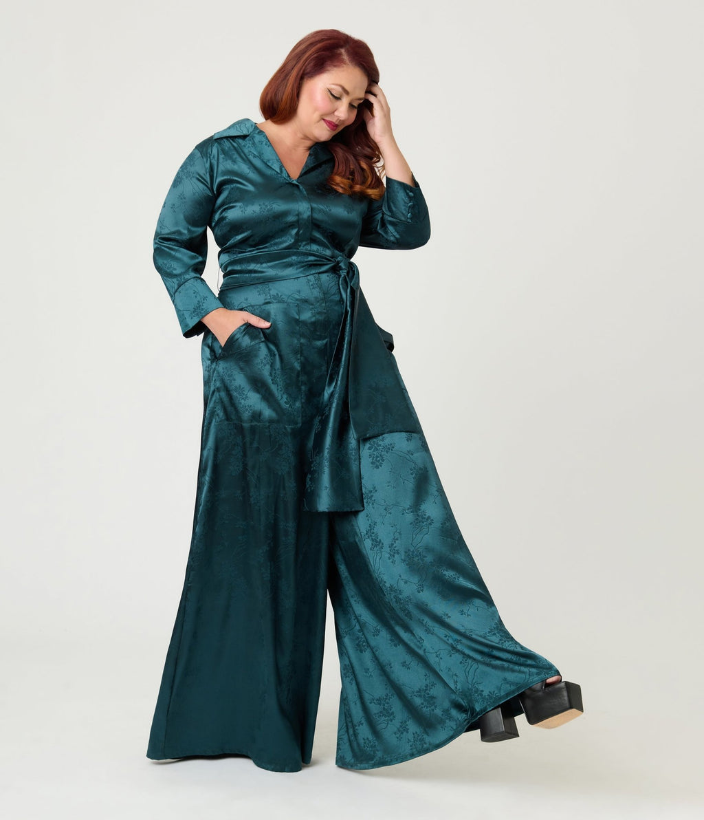 plus size dress jumpsuits Viviana Classic Jumpsuit Make a sparkling entrance in our Alluring Sequins Jumpsuit Plus-Size Sequin La Femme Formal