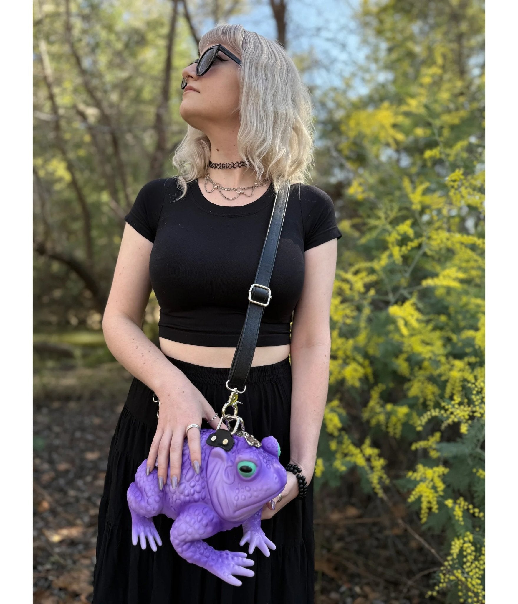 Windy Willow Glow in the Dark Purple Green Eye Toad Bag – Unique