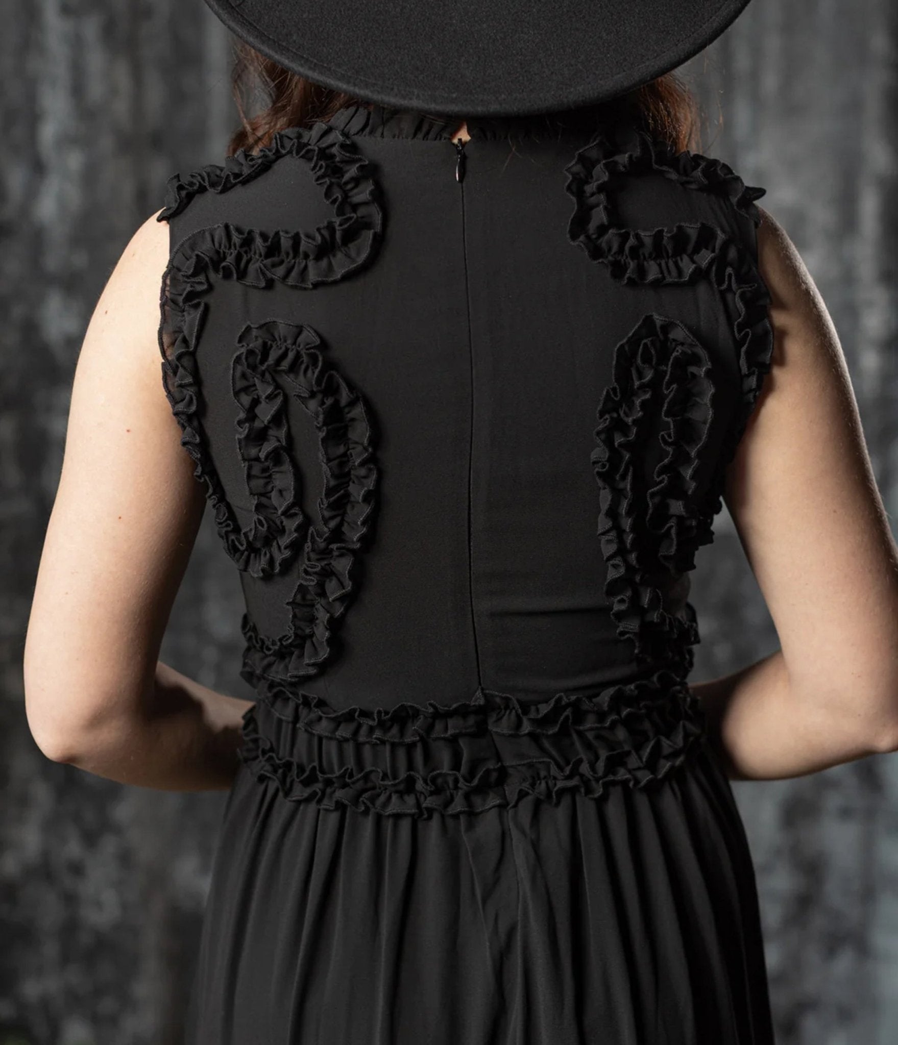 Witchwood Bags Black Kalma Ruffle Maxi Dress – Unique Vintage