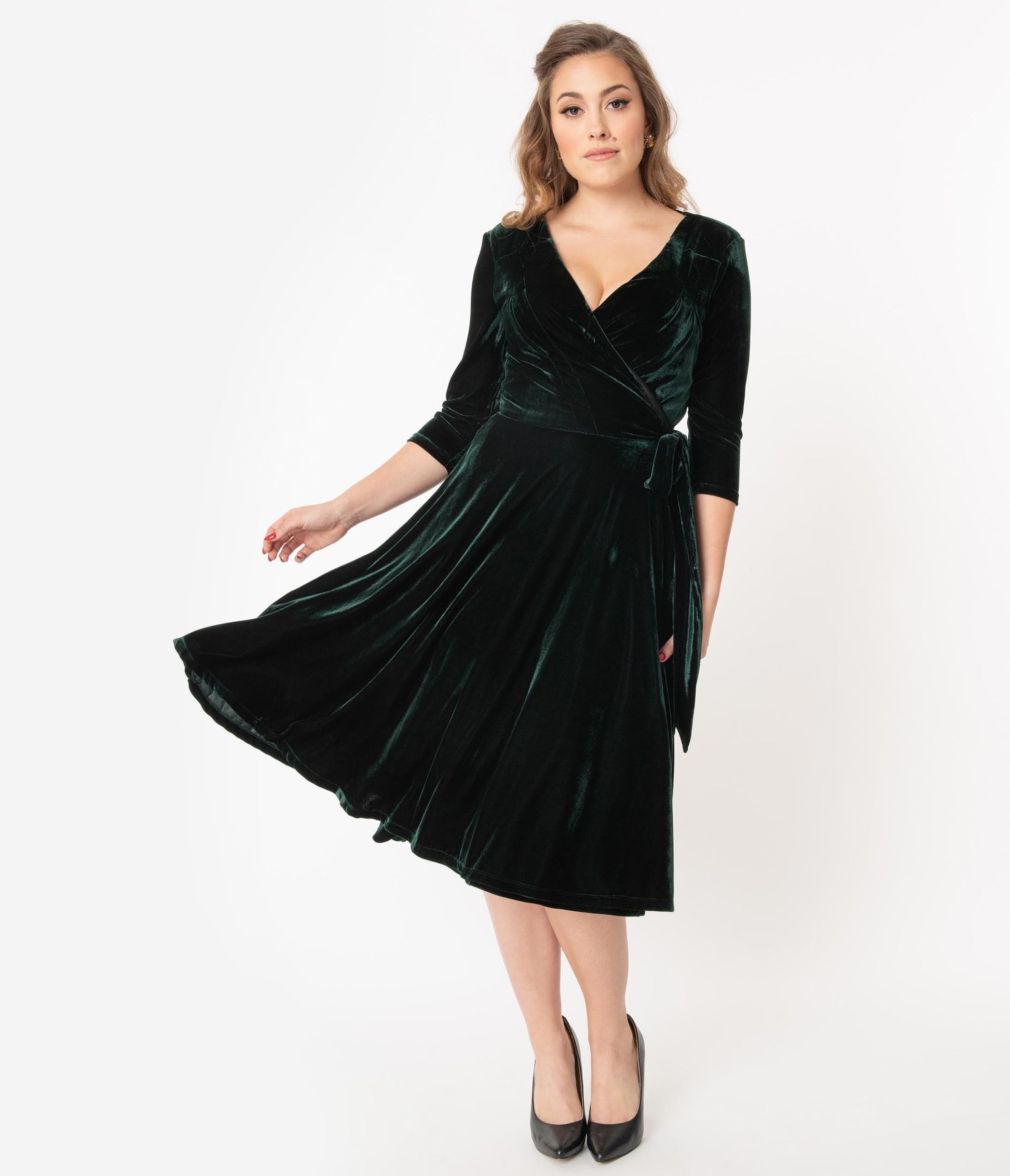Unique Vintage 1940s Style Emerald Velvet Kelsie Wrap Dress