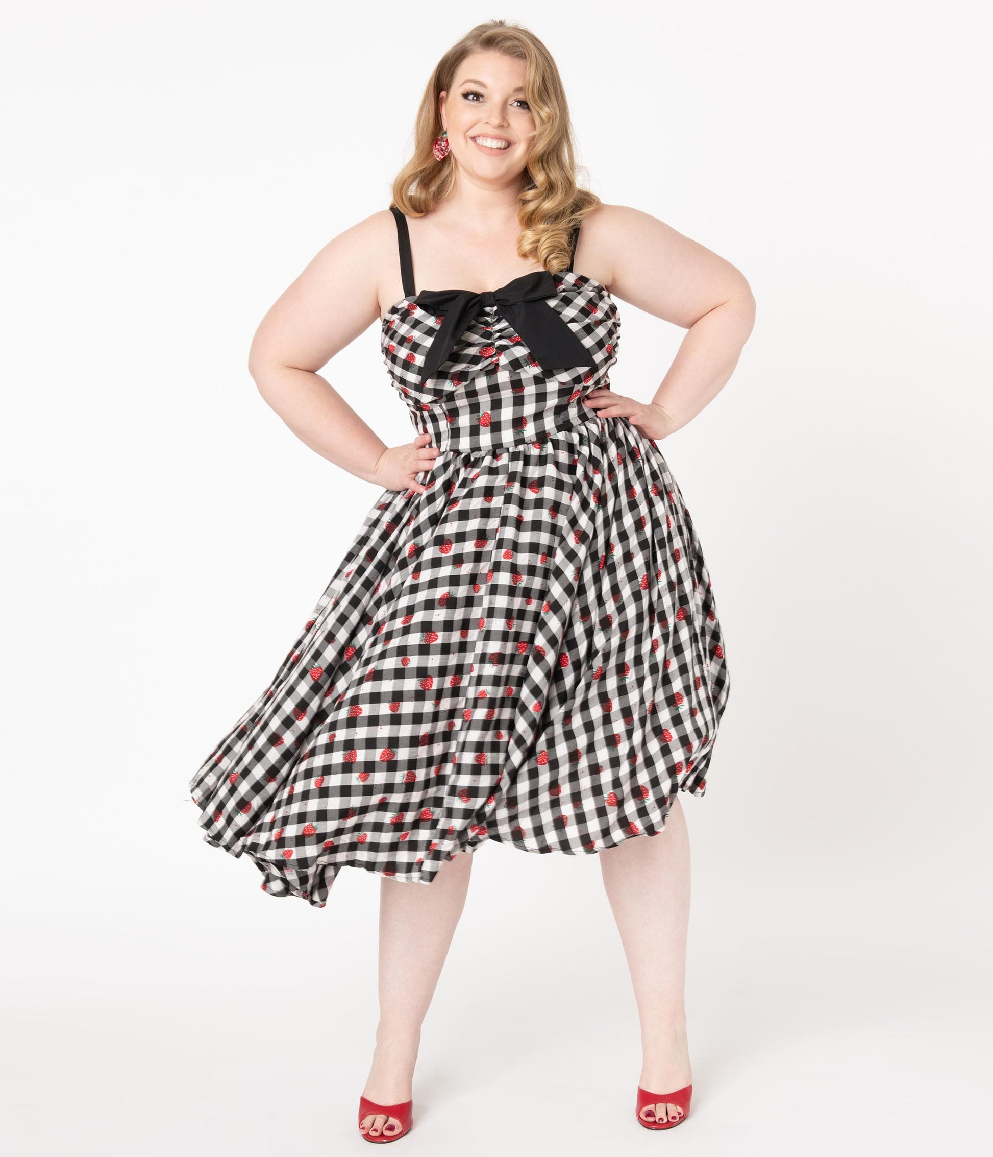 Unique Vintage Plus Size 1950s Black Gingham & Strawberry Golightly Swing Dress
