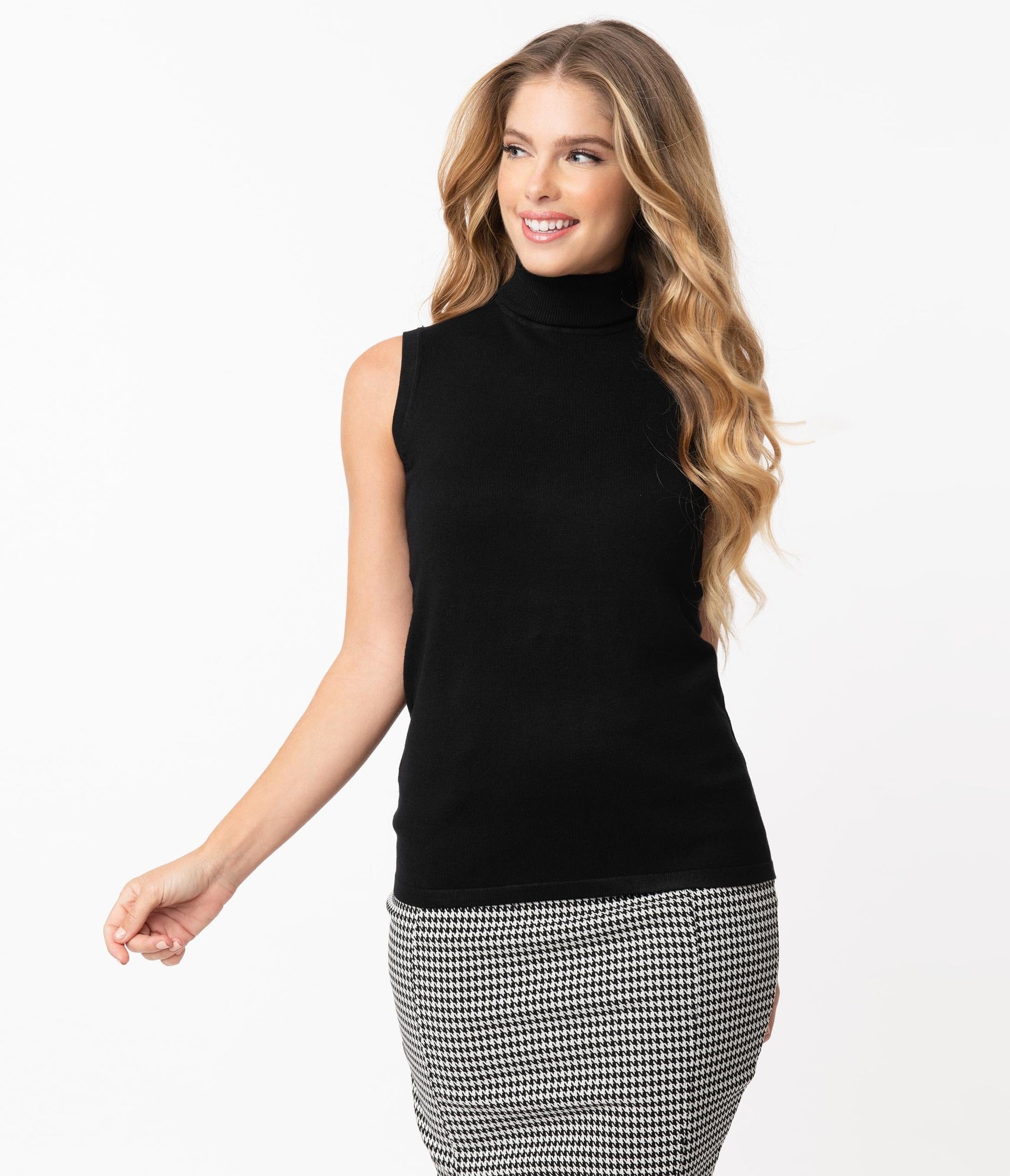 Retro Black Turtleneck Sleeveless Knit Sweater