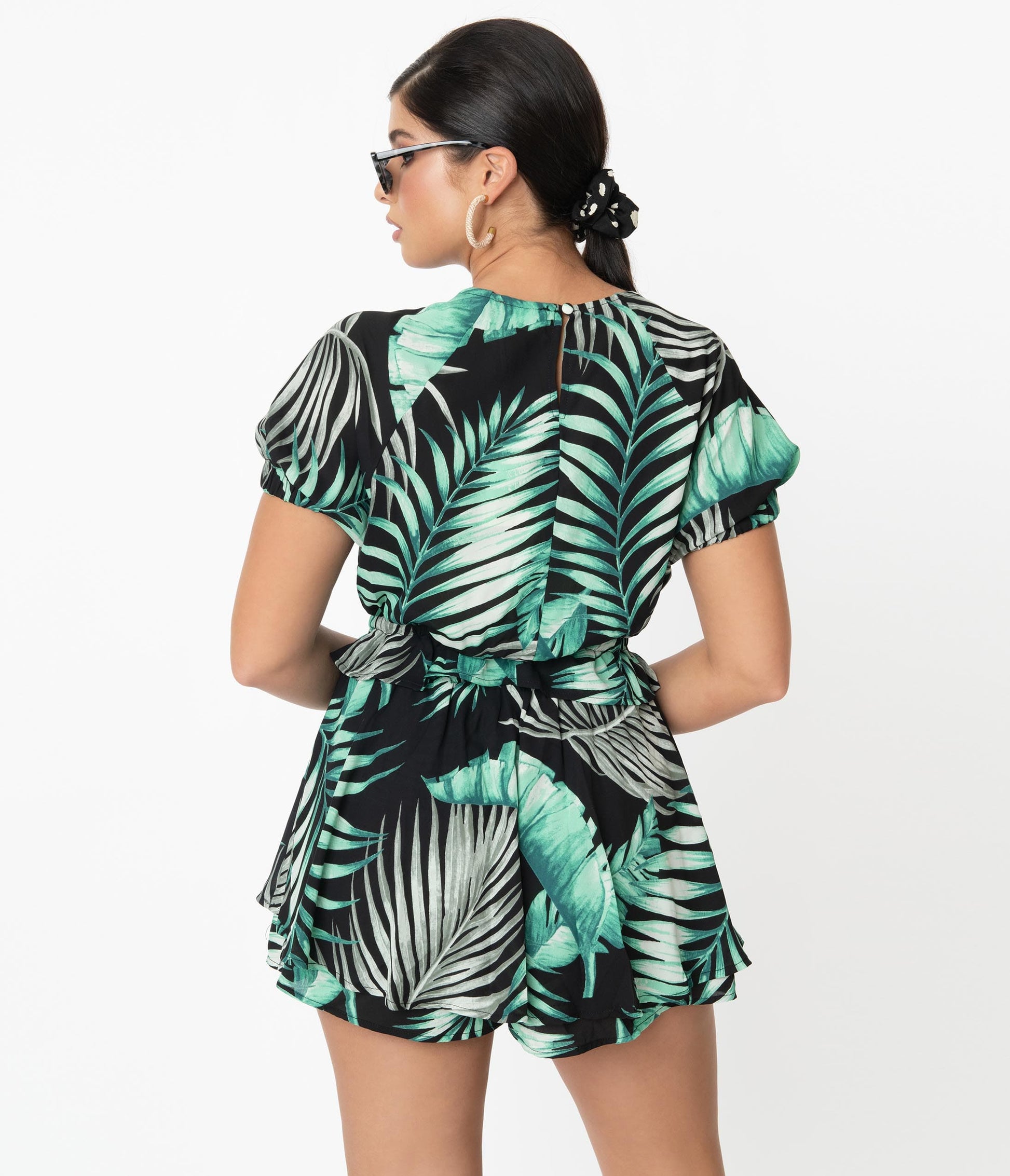 Retro Style Green & Black Palm Print Tropical Skort