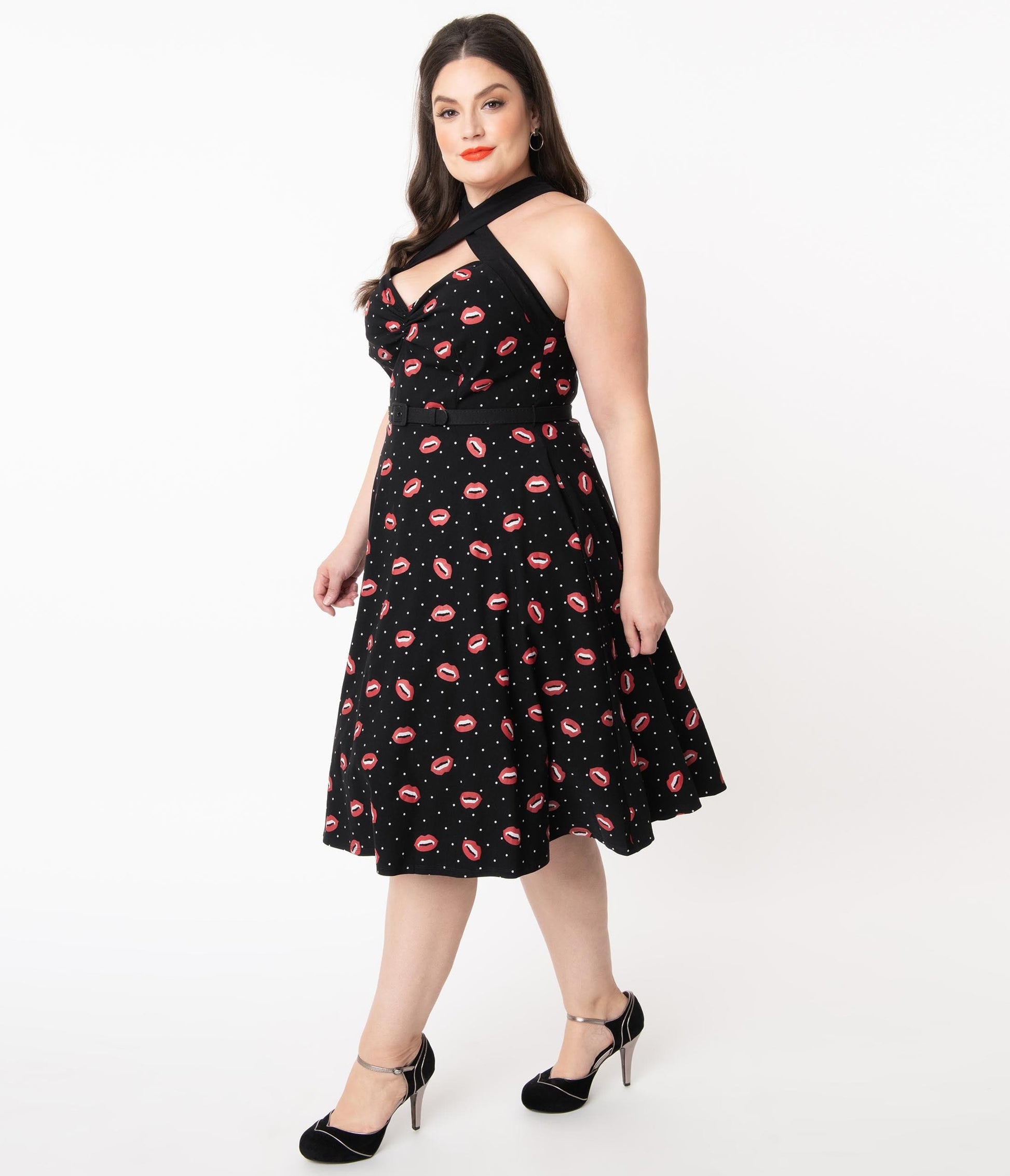 Unique Vintage Plus Size Black & Vampire Kiss Print Rue Swing Dress