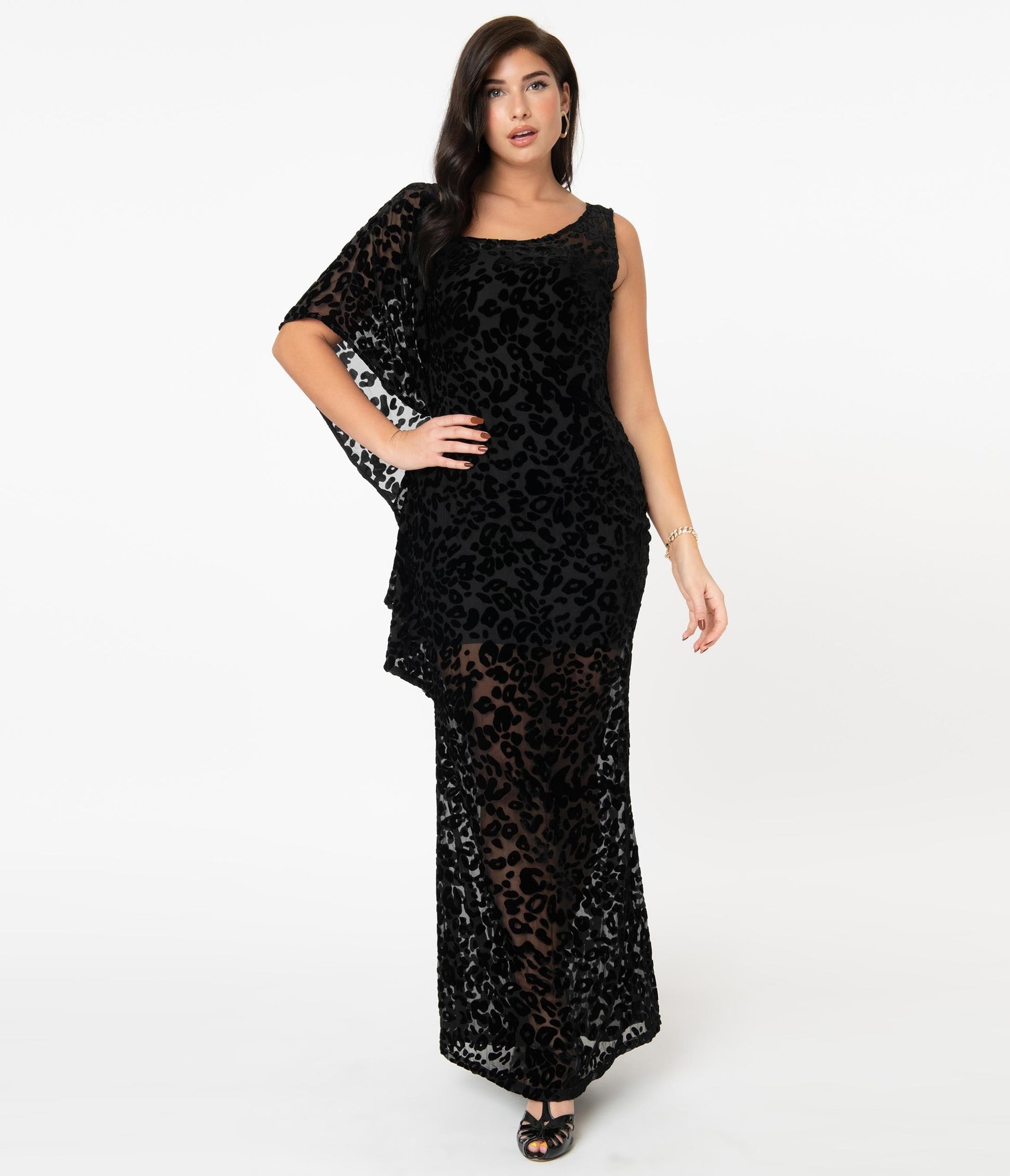 1970s Unique Vintage Black Leopard Devore Velvet Amoret Caftan