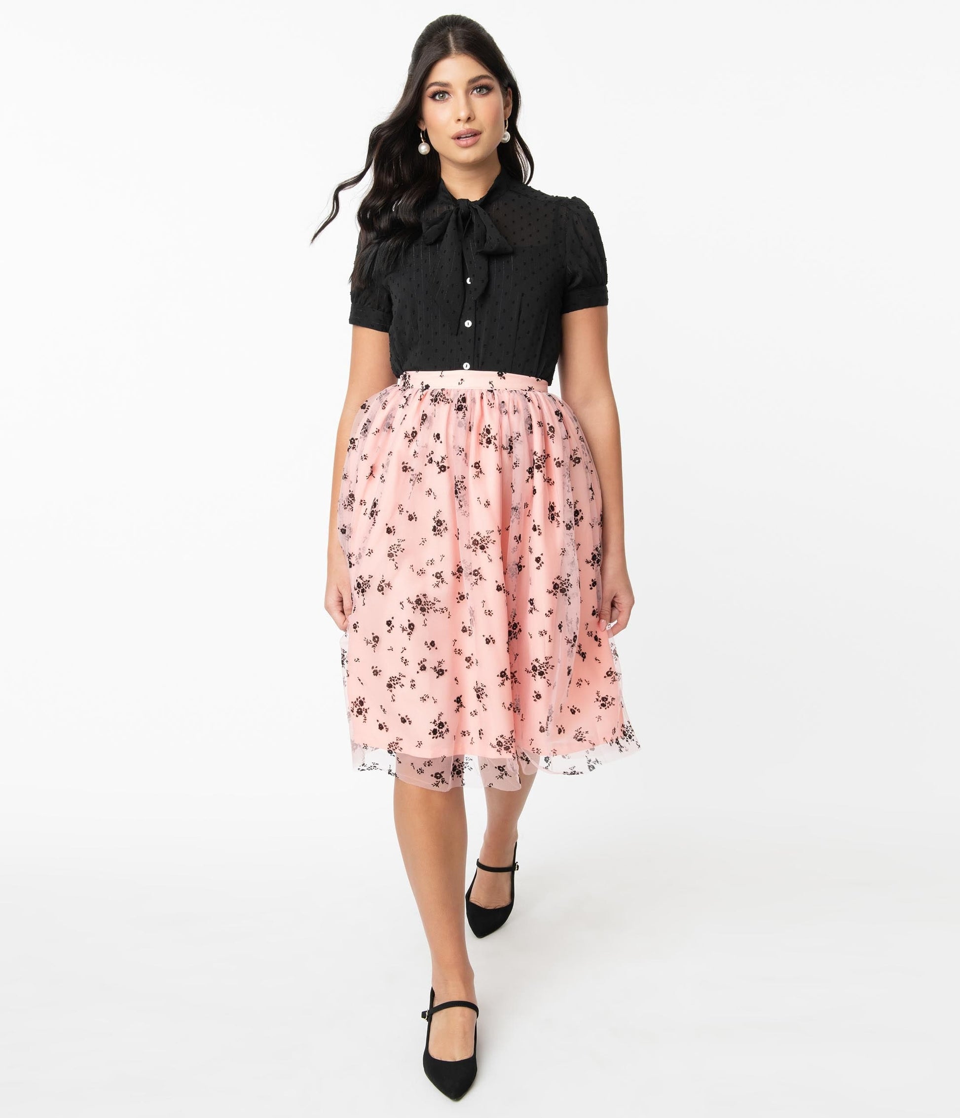 1950s Magnolia Place Pink & Black Spring Floral Bouquet Tulle Swing Skirt
