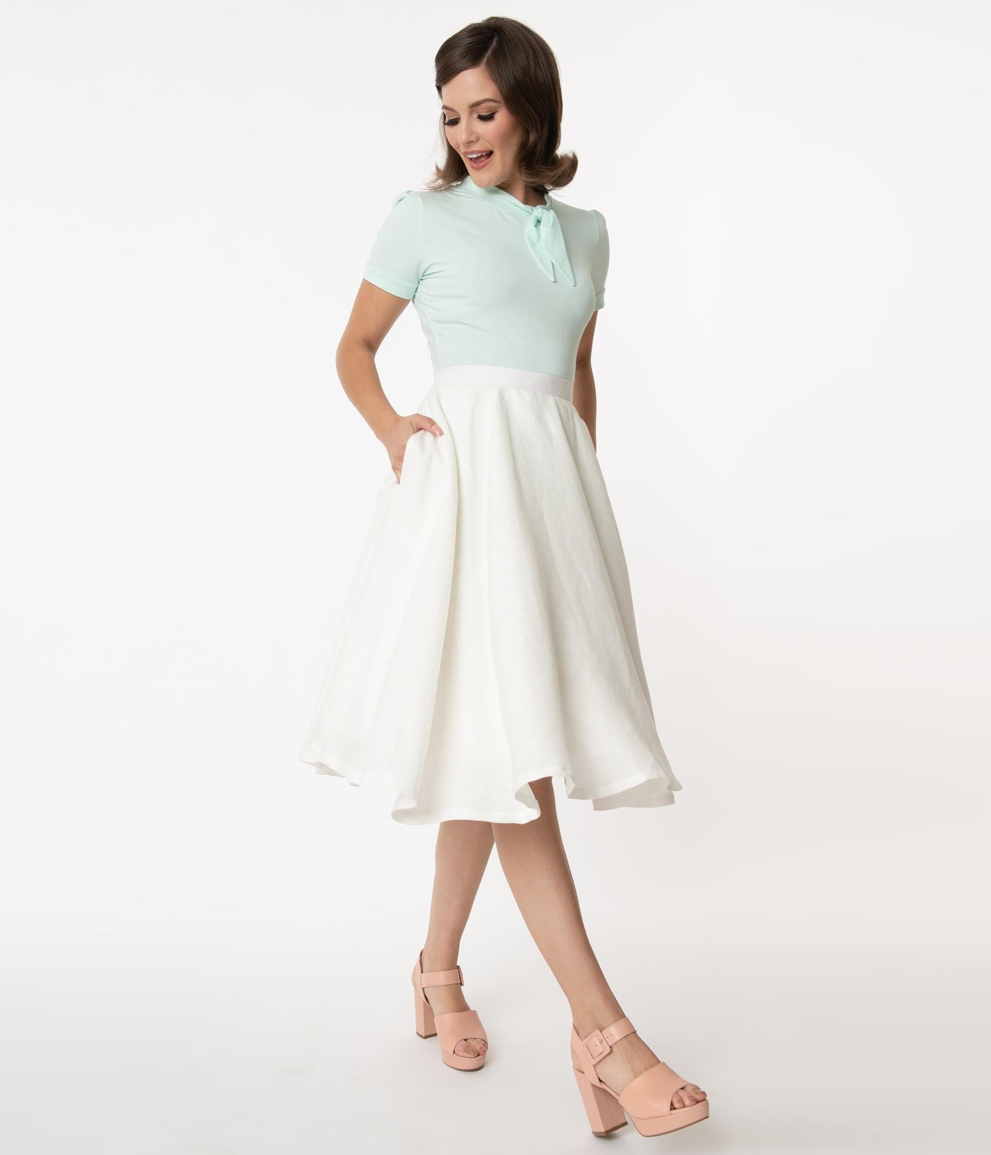 Magnolia Place 1950s White Linen Swing Skirt