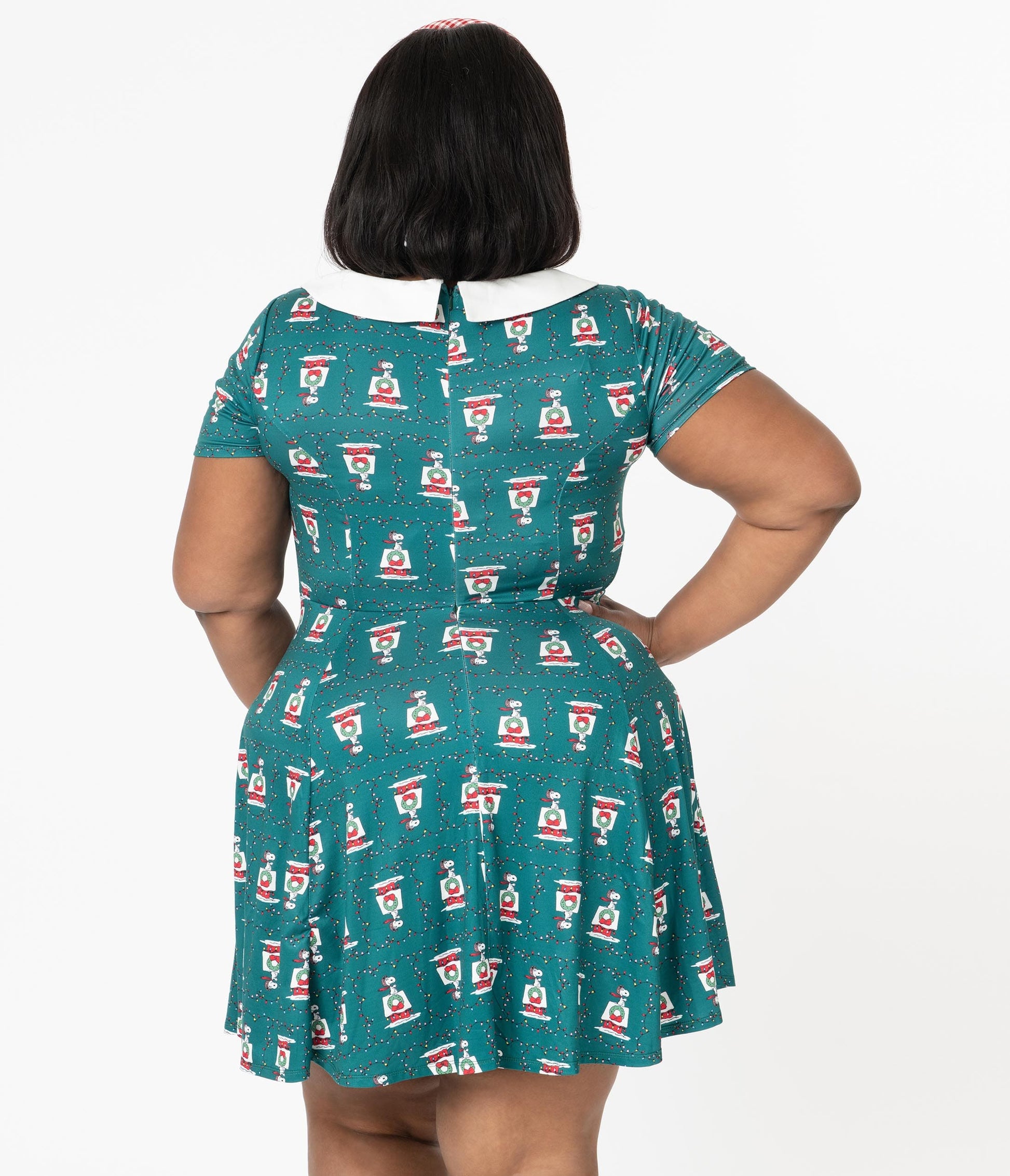 Peanuts x Unique Vintage Plus Size Snoopy Christmas Print Margot Fit & Flare Dress