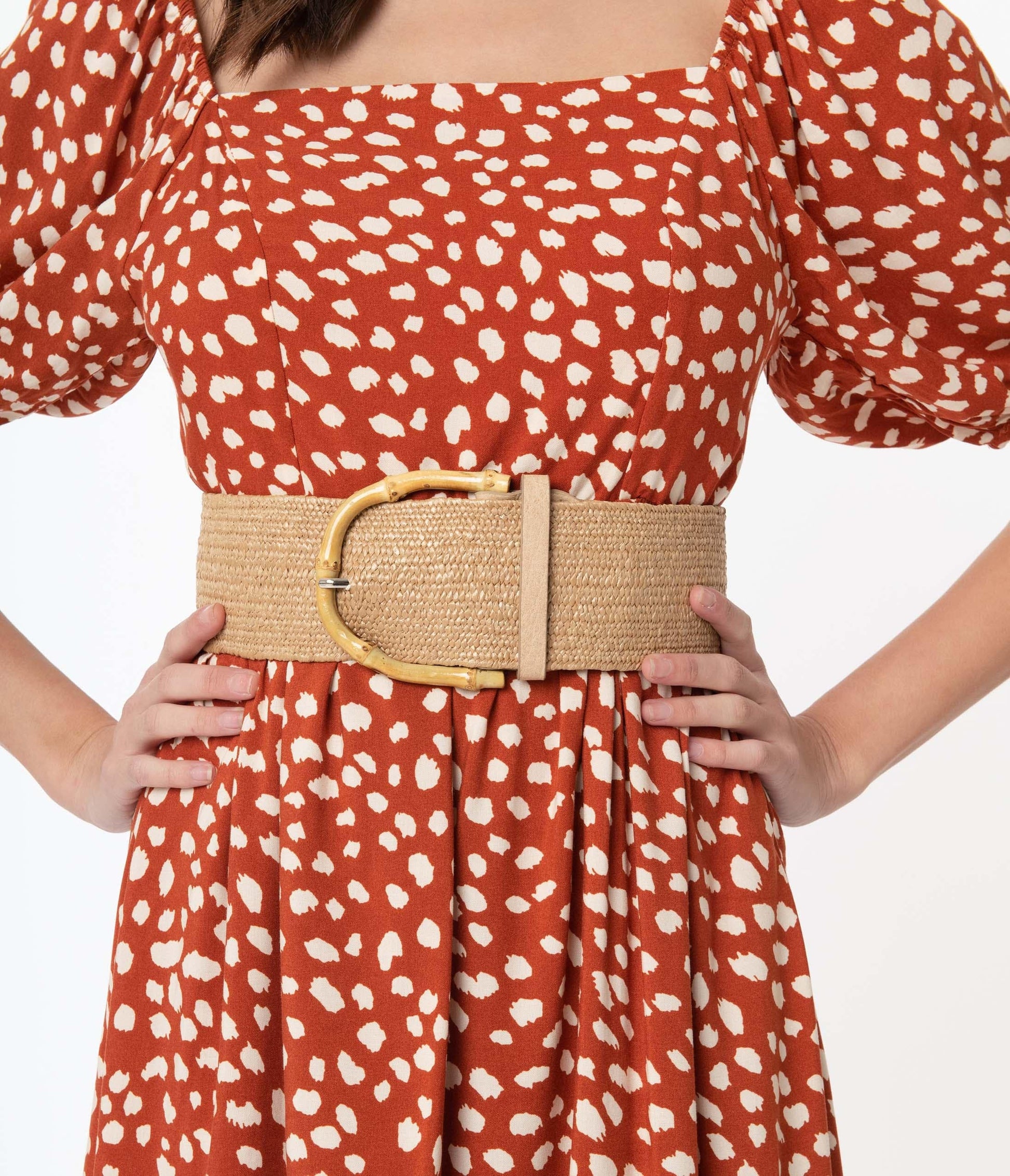 Tan Woven Straw Wide Cinch Belt