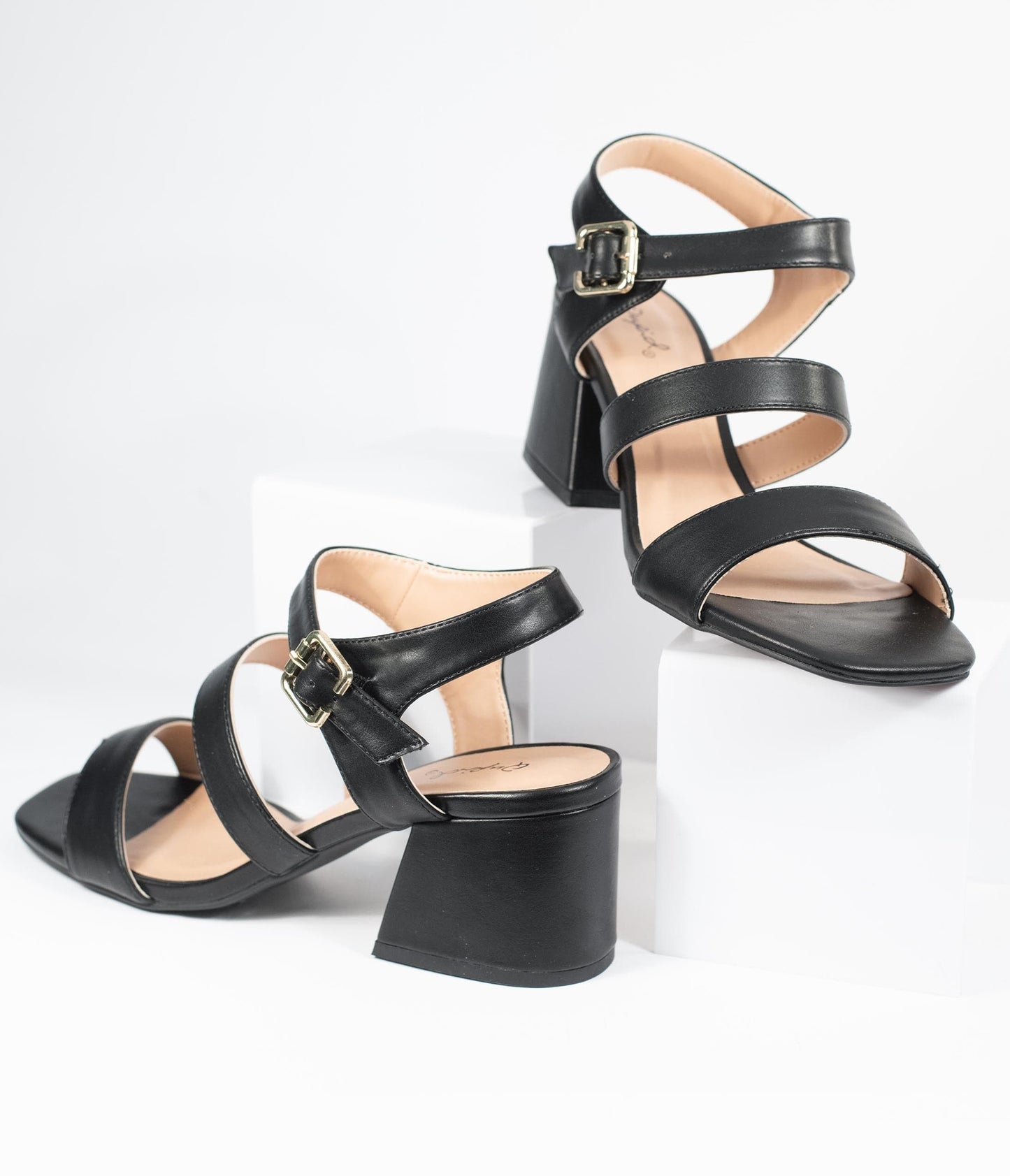 1960s Black Leatherette Strap Katen Heel Sandals