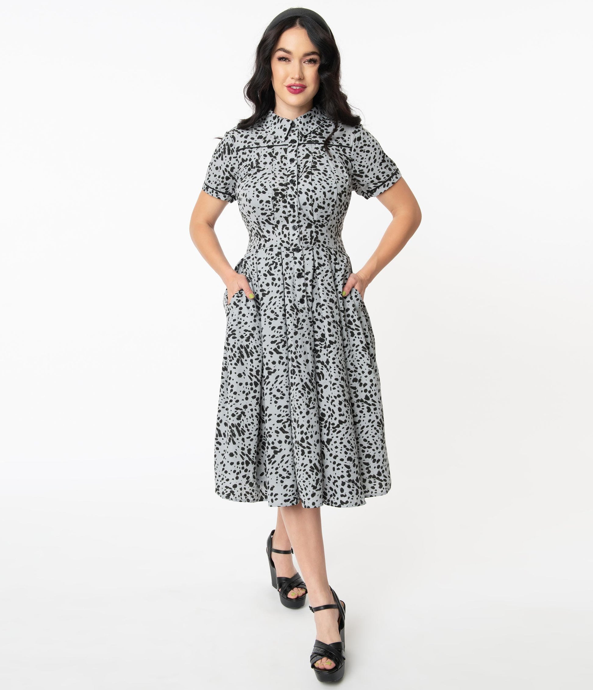 1950s Unique Vintage Grey & Black Spotted Print Springfield Swing Dress