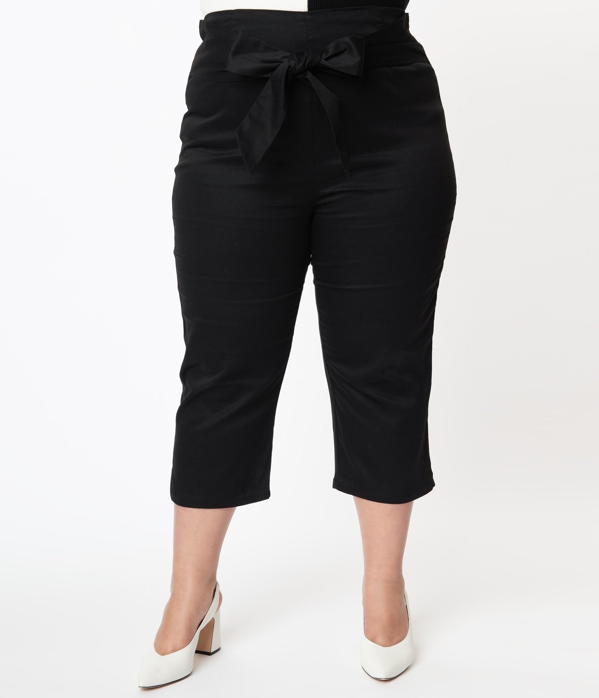 1960s Collectif Plus Size Black High Waist Bow Eugenia Capris