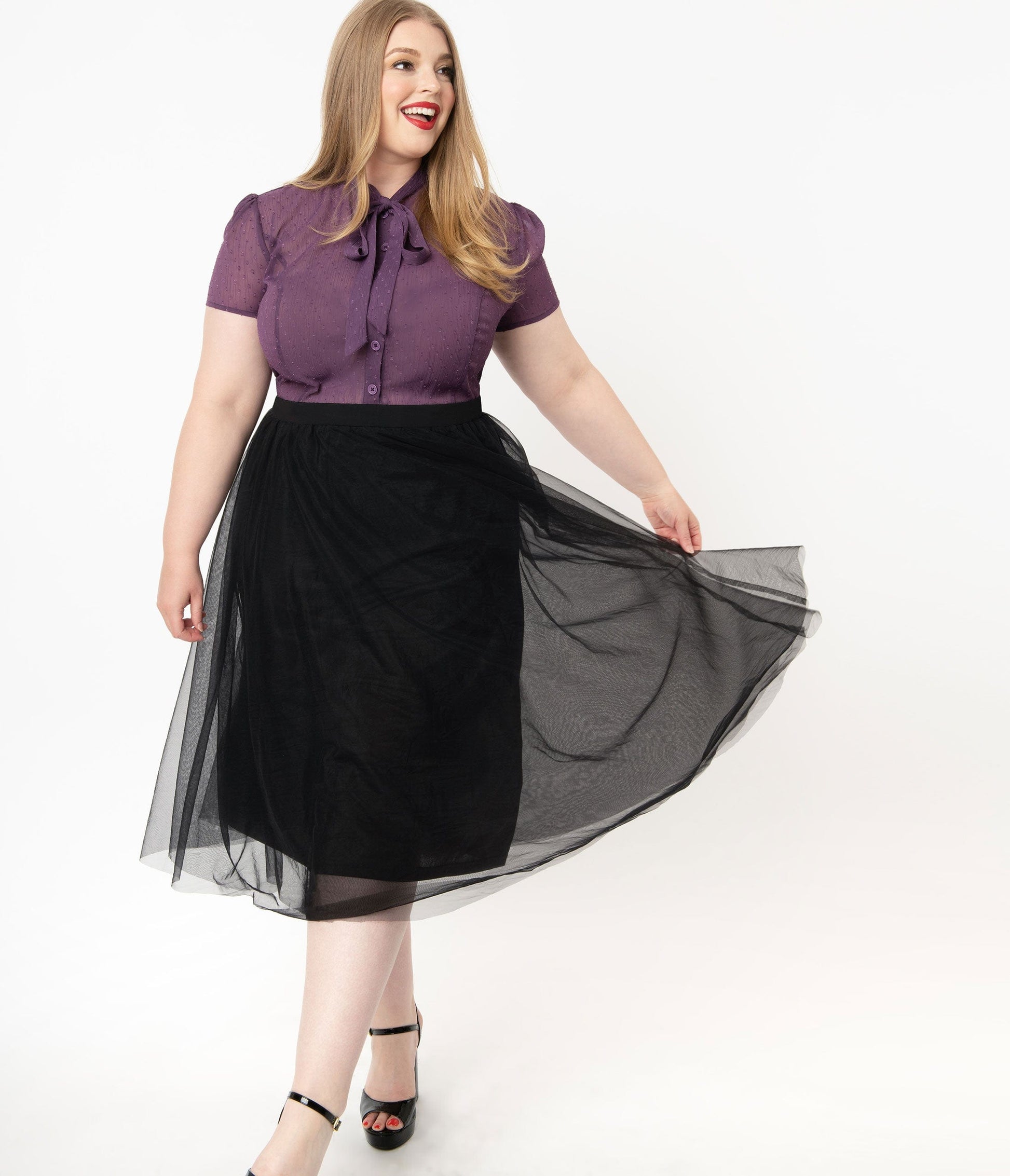 Unique Vintage Plus Size Black Tulle Hilty Skirt
