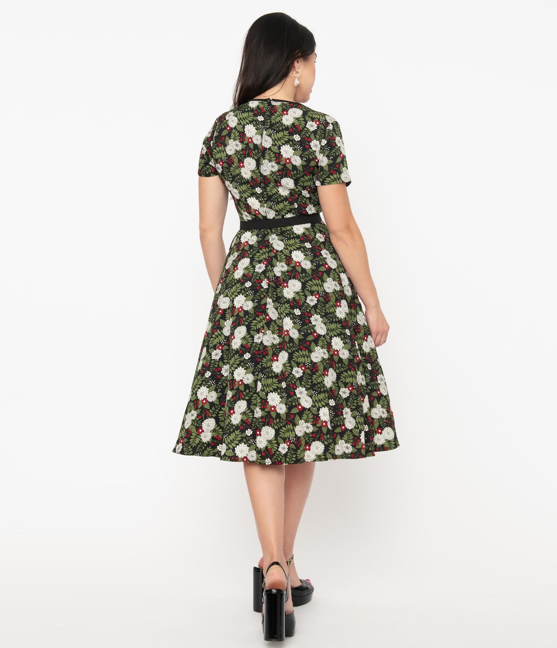 1950s Unique Vintage Black & White Chrysanthemum Estelle Swing Dress