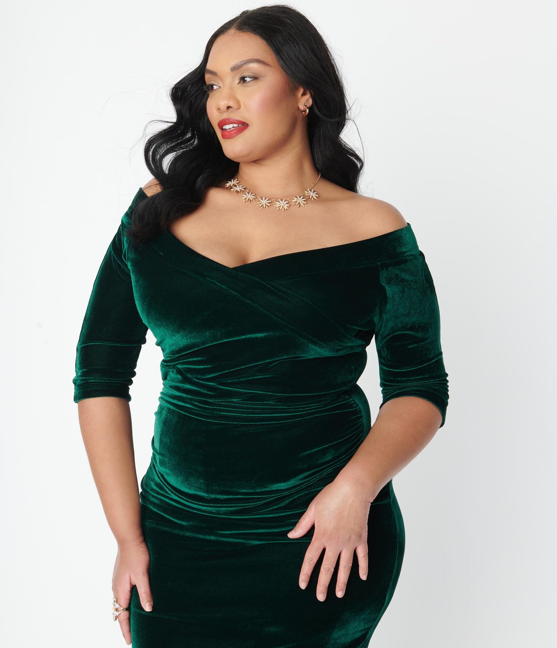 Plus Size Emerald Green Velvet Peaches Wiggle Dress