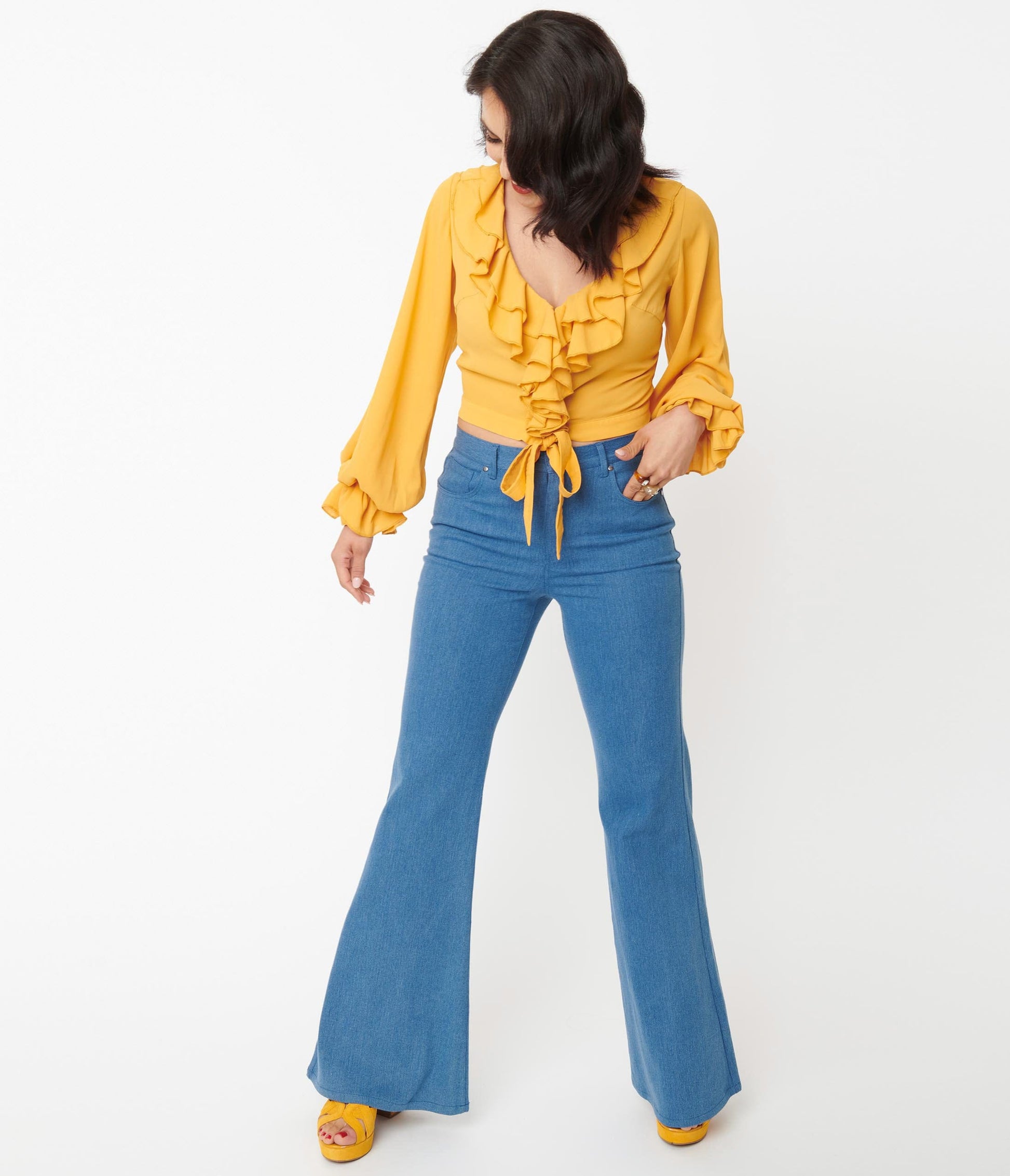 1970s Unique Vintage Light Indigo Denim Majors Flare Jeans