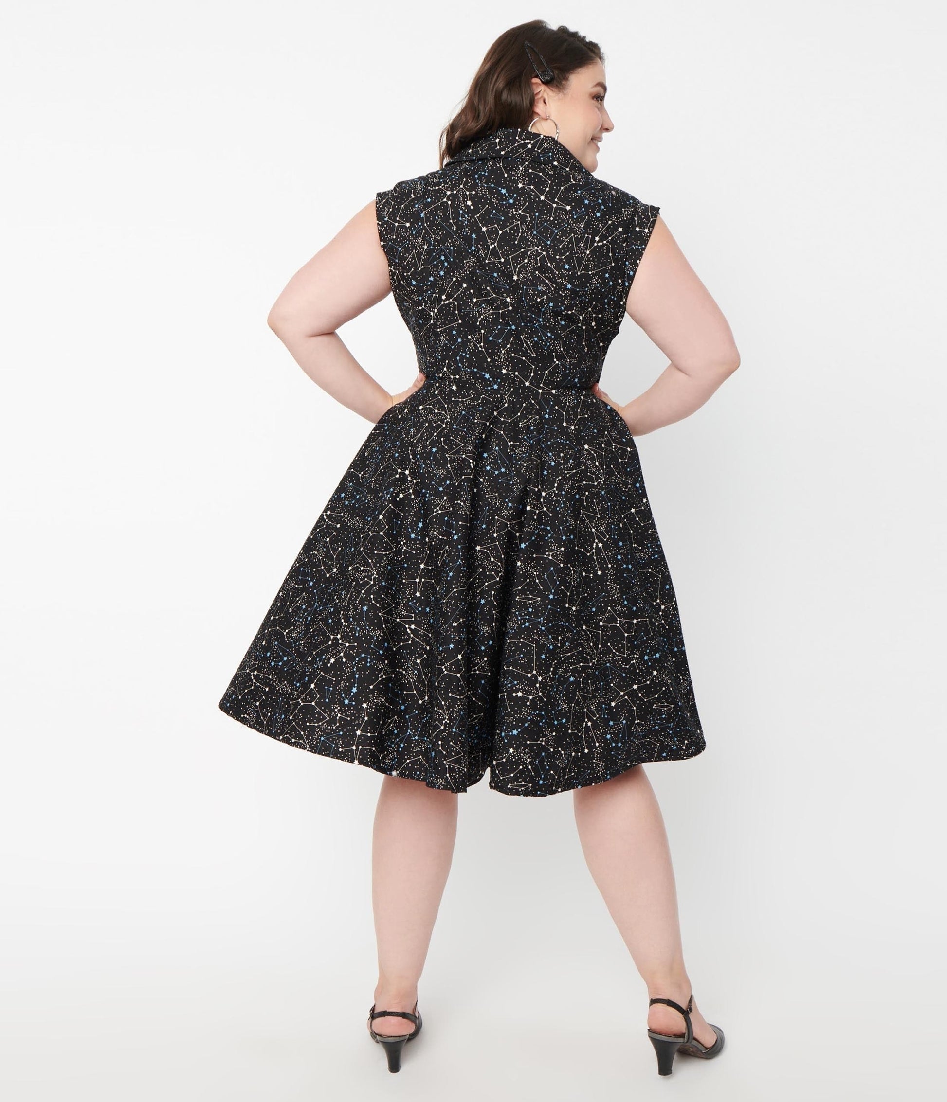 Magnolia Place Plus Size Black & Galaxy Print Tamara Swing Dress