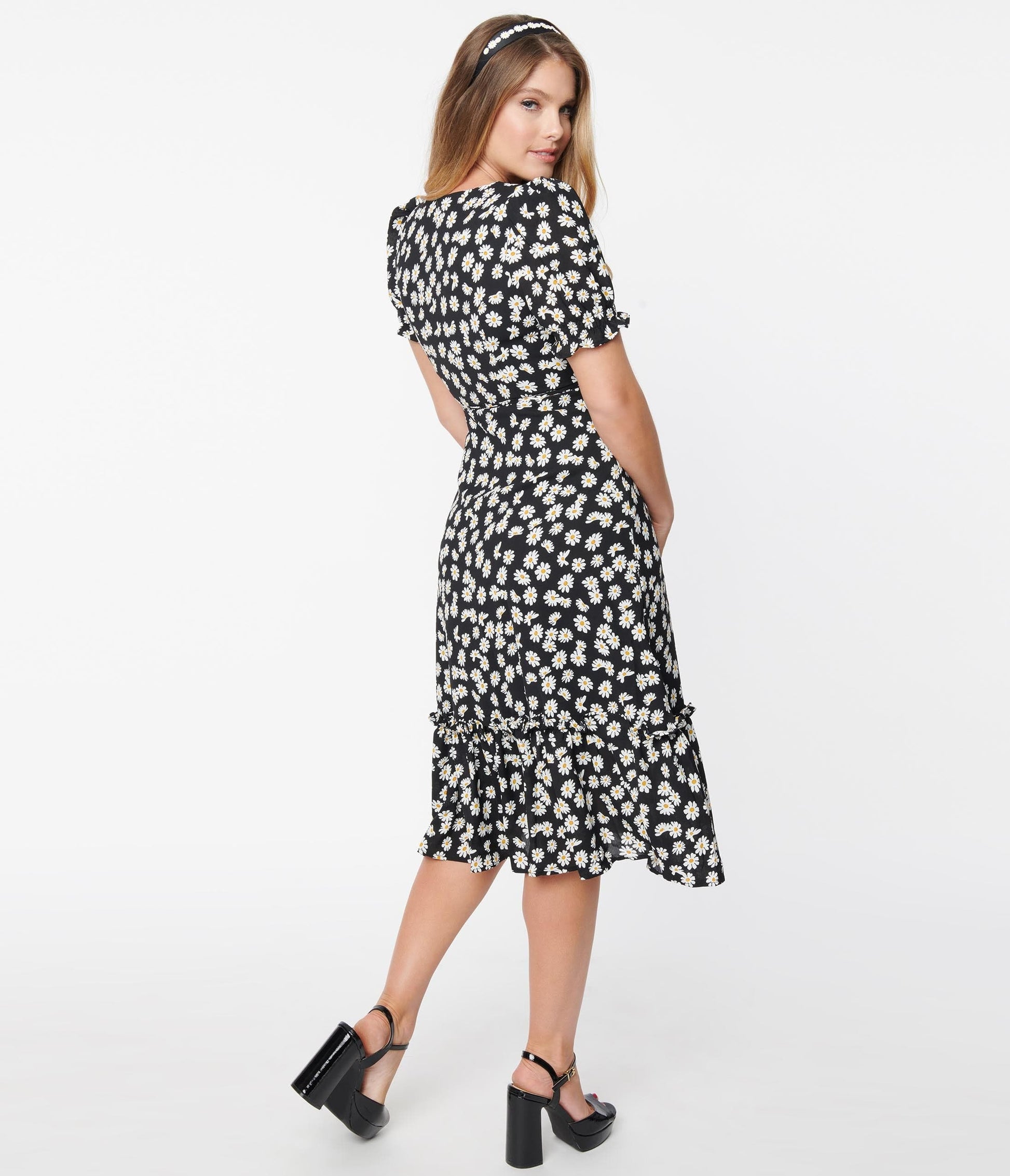 1940s Black & White Daisy Print Midi Wrap Dress