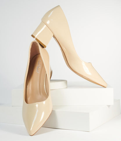 1970s Beige Patent Leatherette Low Heel Pumps