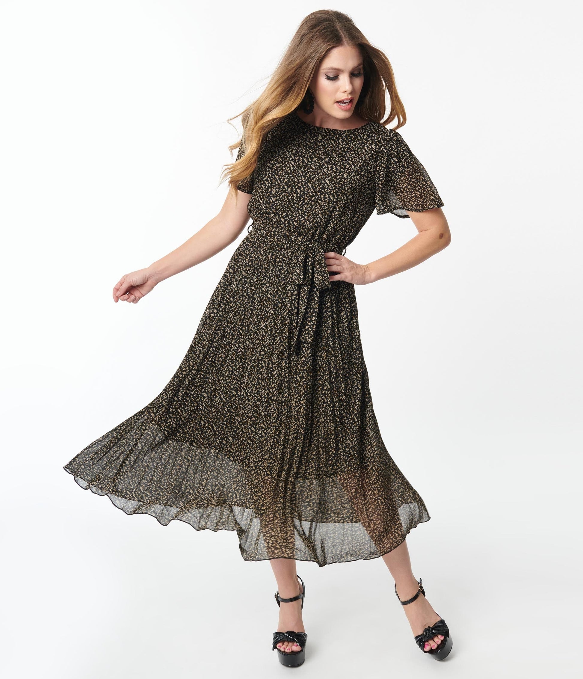 Black & Ivory Ditsy Leaf Midi Dress
