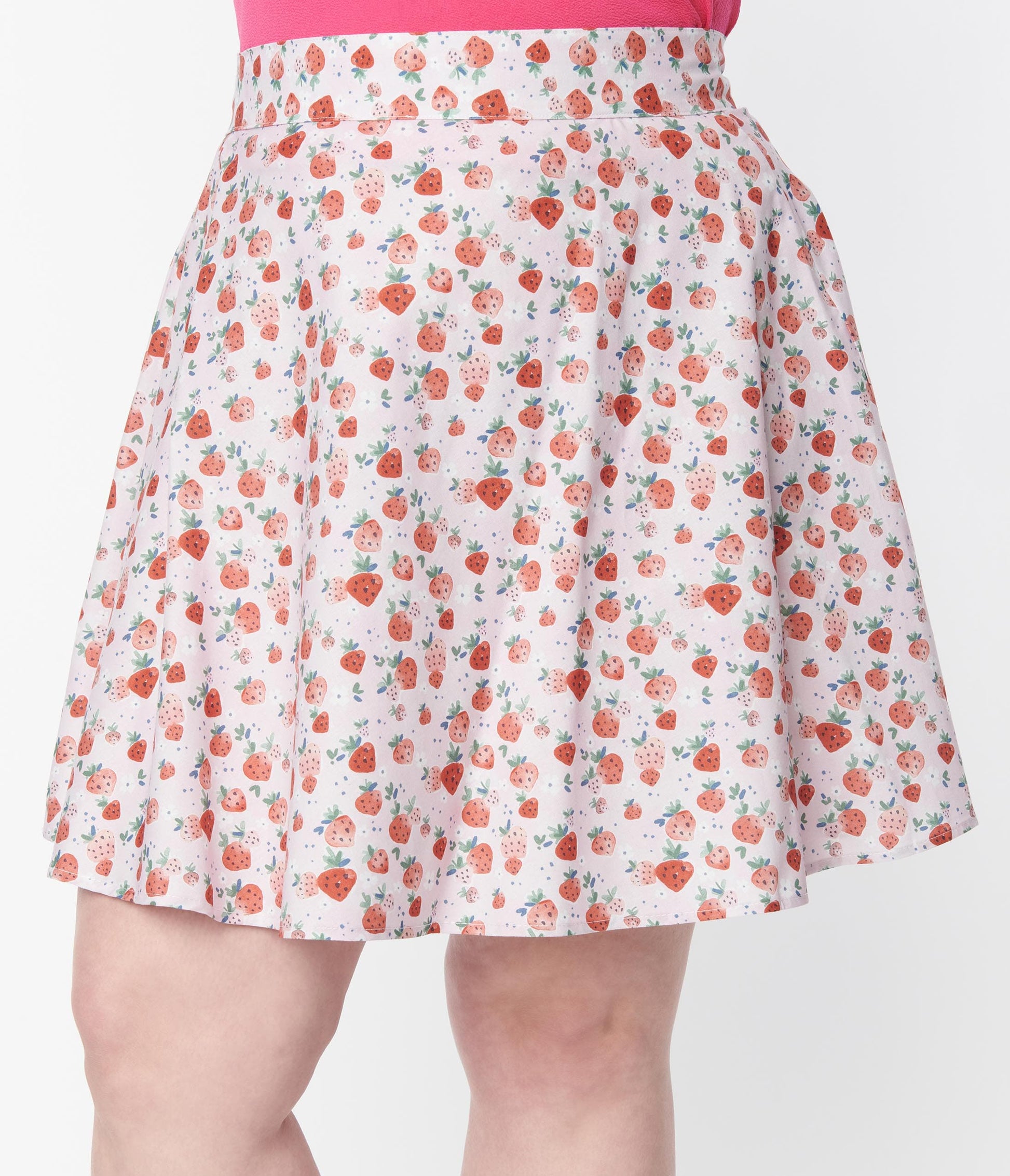 Retrolicious Plus Size Pink Strawberry Print Skater Skirt