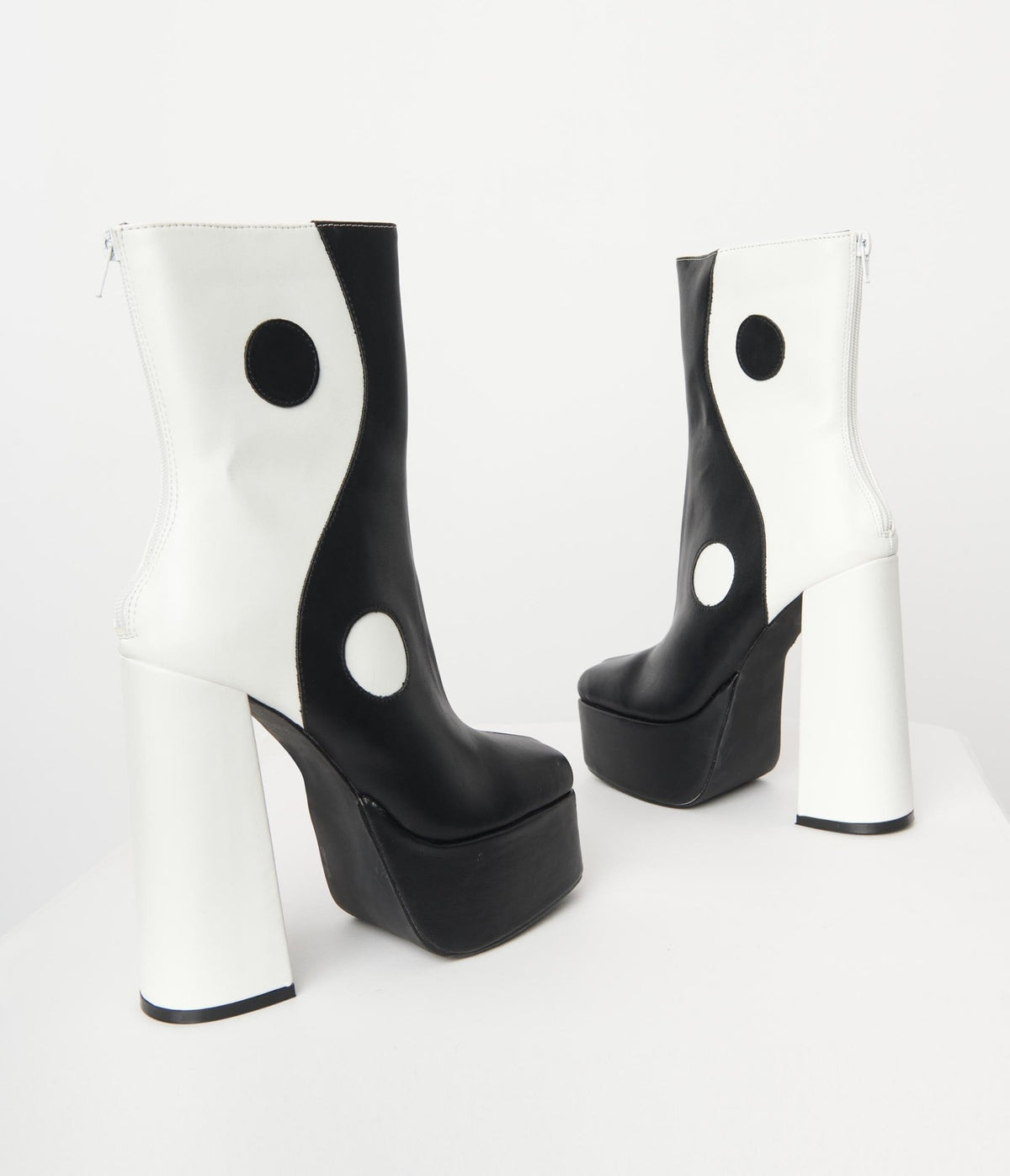 1970s Black & White Yin Yang Platform Boots - Unique Vintage - Womens, SHOES, BOOTS